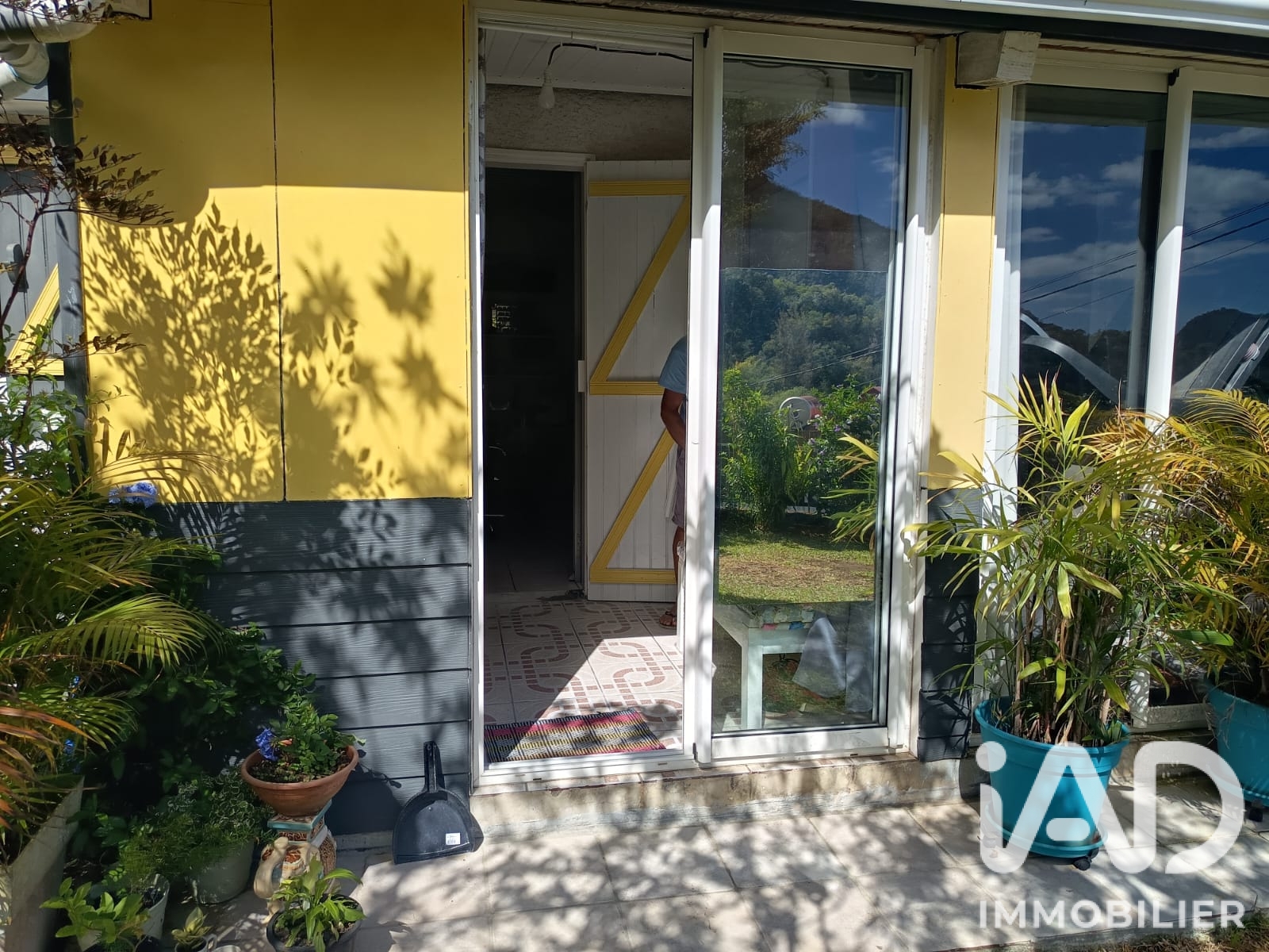 Vente maison à Entre-Deux (97414) : maison traditionnelle 5 pièces 159 m² - 2108964 — 6