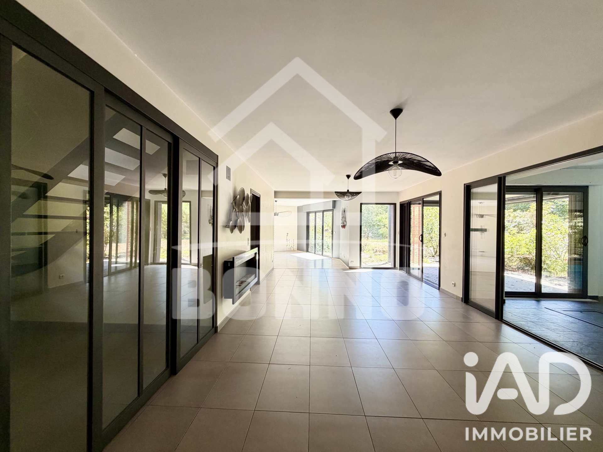 Vente maison à Saint-Lyphard (44410) : maison d'architecte 6 pièces 230 m² - 2107019 — 4