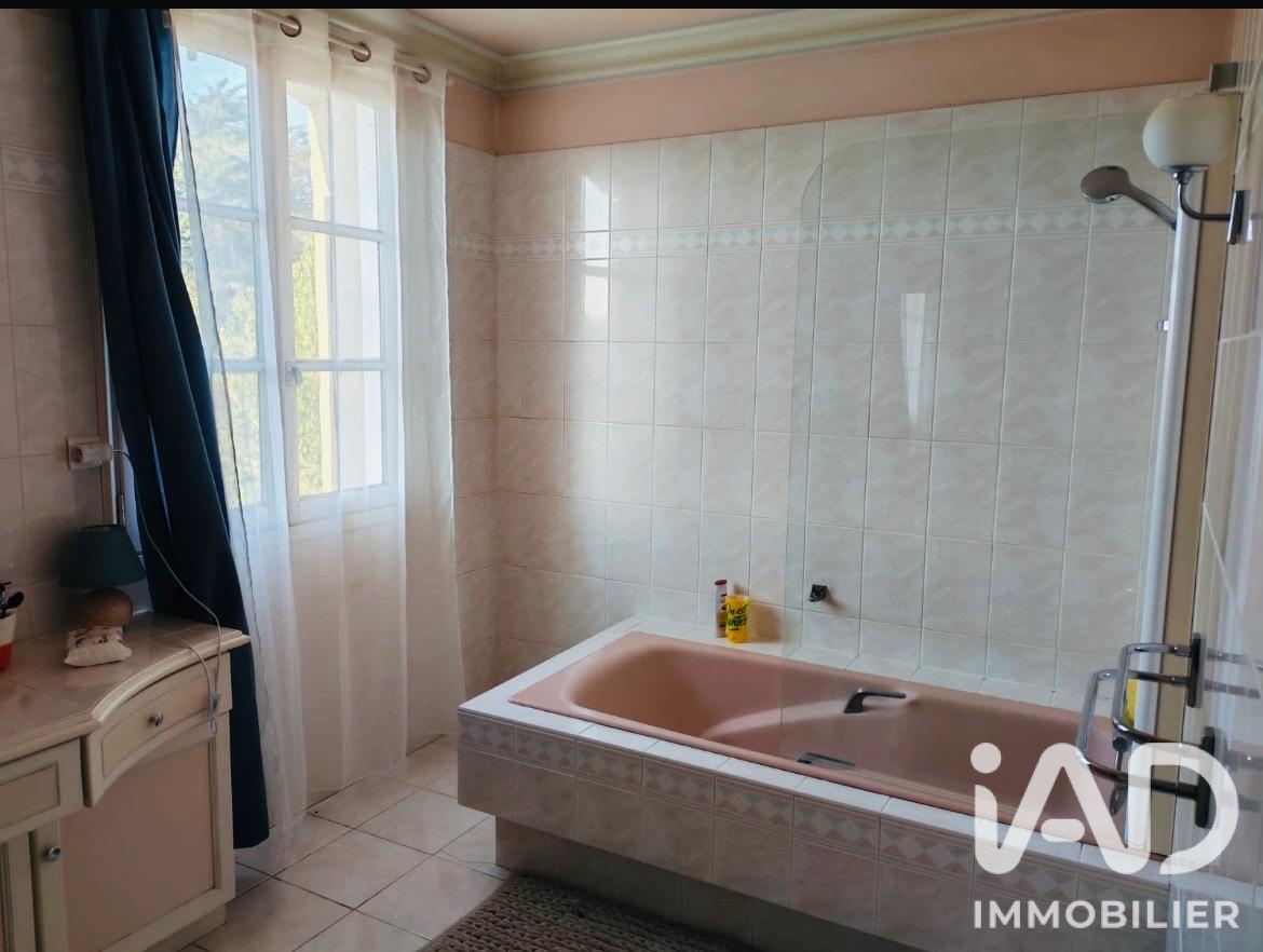 Vente maison à Bouin (85230) : demeure 8 pièces 208 m² - 2108289 — 10