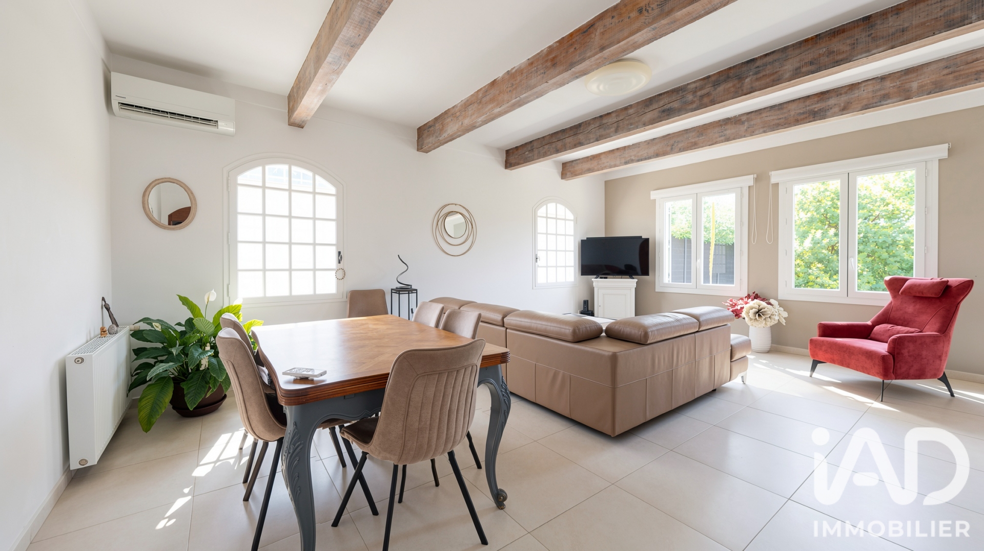 Vente maison à Velaux (13880) : maison 5 pièces 200 m² - 2103719 — 5