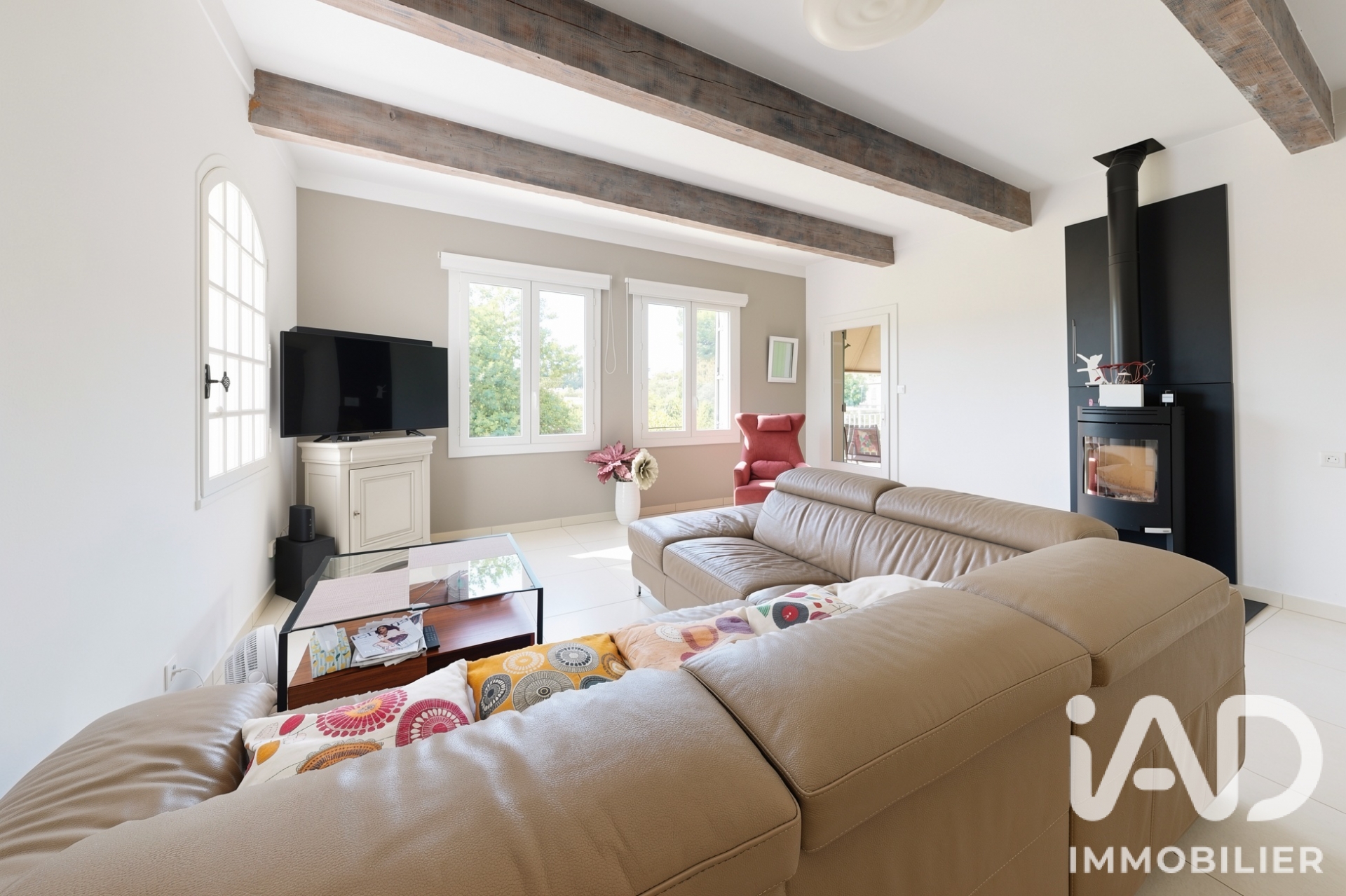 Vente maison à Velaux (13880) : maison 5 pièces 200 m² - 2103719 — 6
