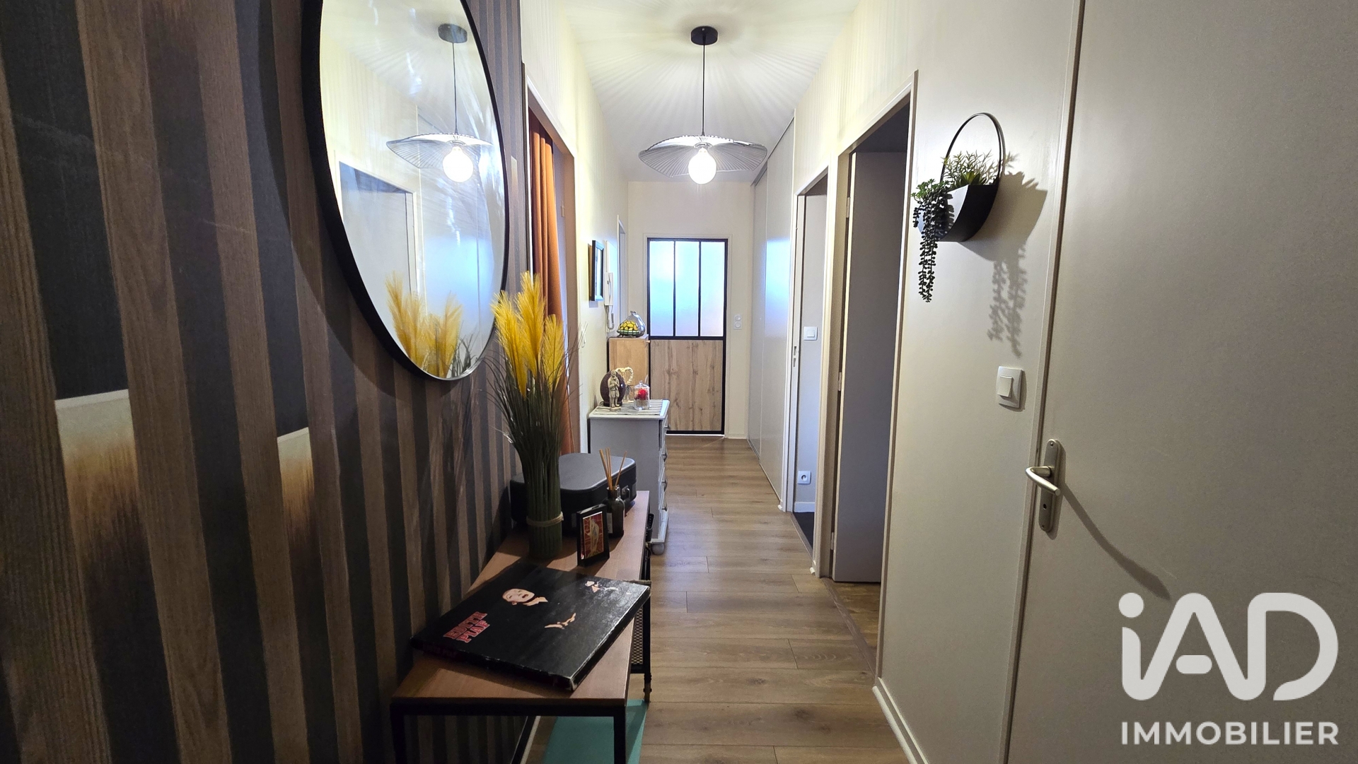 Appartement à vendre à L'Hermitage — 237 000 € — IAD France
