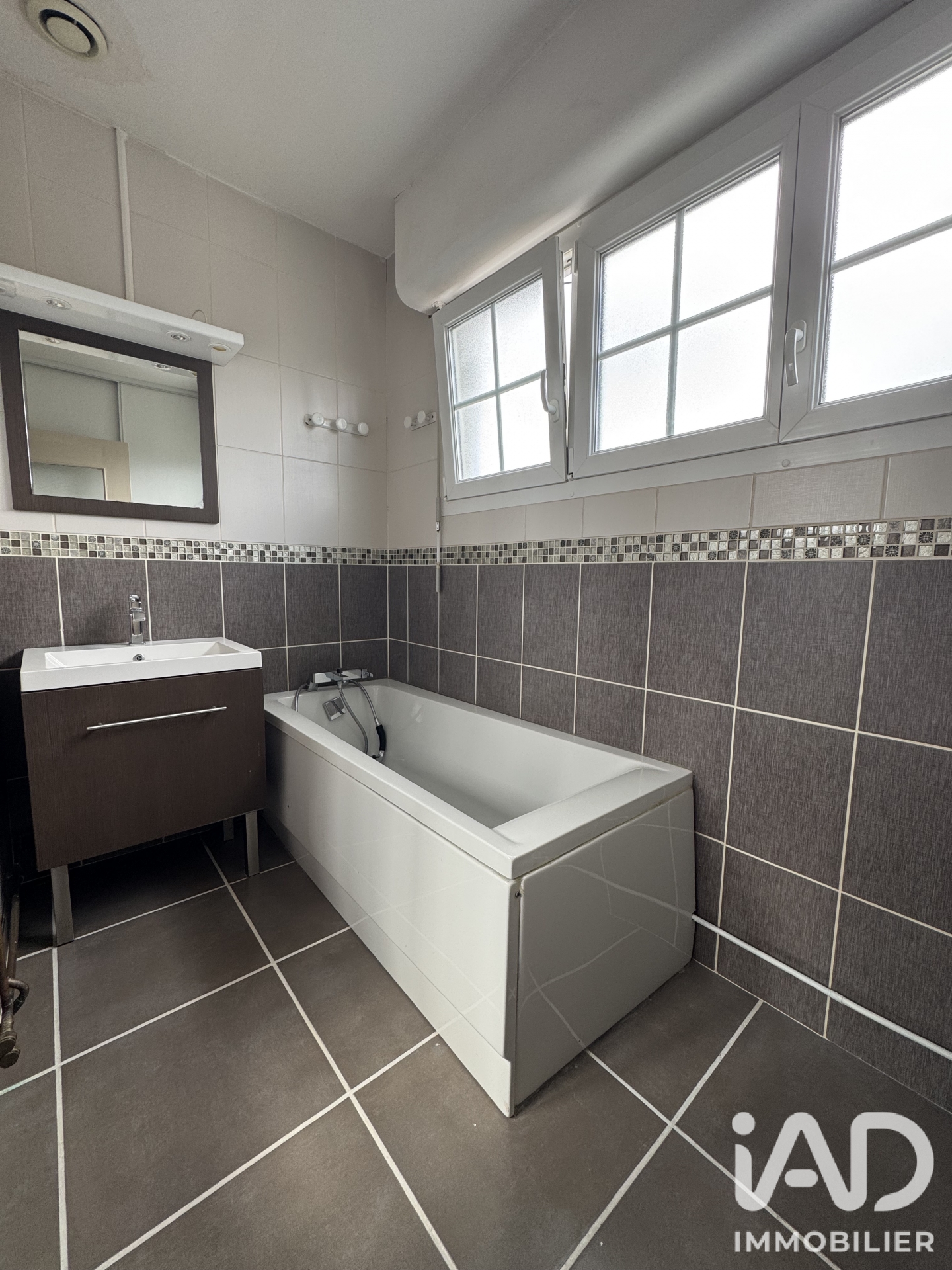 Vente maison à Ailly-sur-Somme (80470) : maison de ville 5 pièces 90 m² - 2109214 — 18