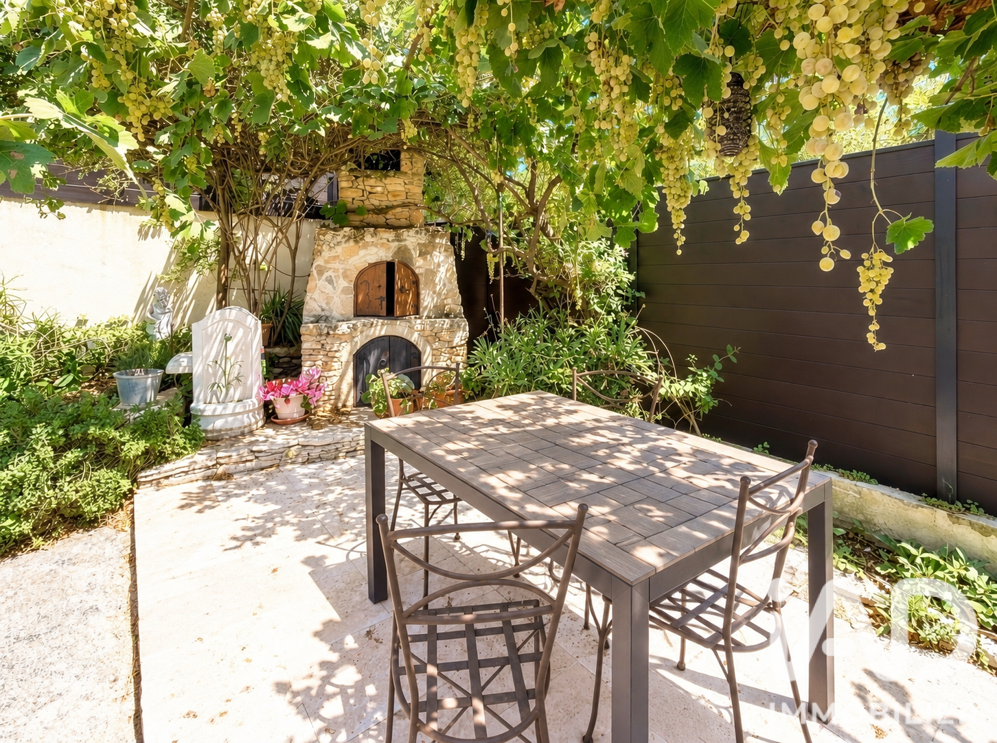 Vente maison à Velaux (13880) : maison 5 pièces 200 m² - 2103719 — 20