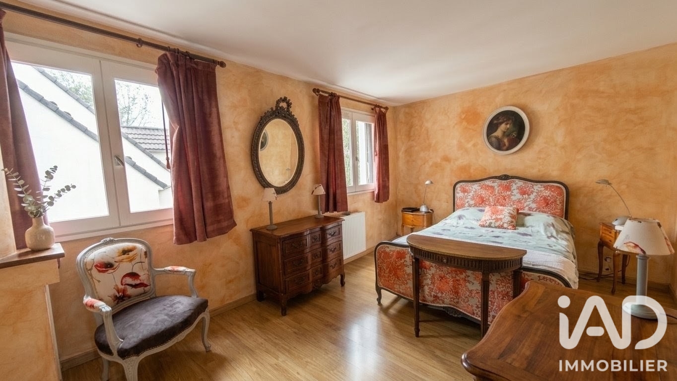 Vente appartement à Émerainville (77184) : triplex 7 pièces 125 m² - 2110933 — 12