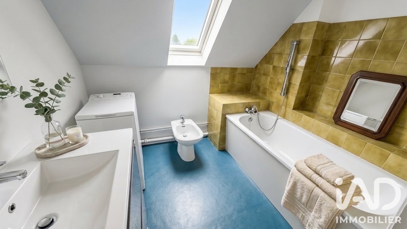 Vente appartement à Émerainville (77184) : triplex 7 pièces 125 m² - 2110933 — 16