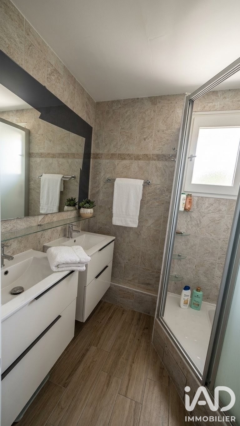 Vente appartement à Émerainville (77184) : triplex 7 pièces 125 m² - 2110933 — 9