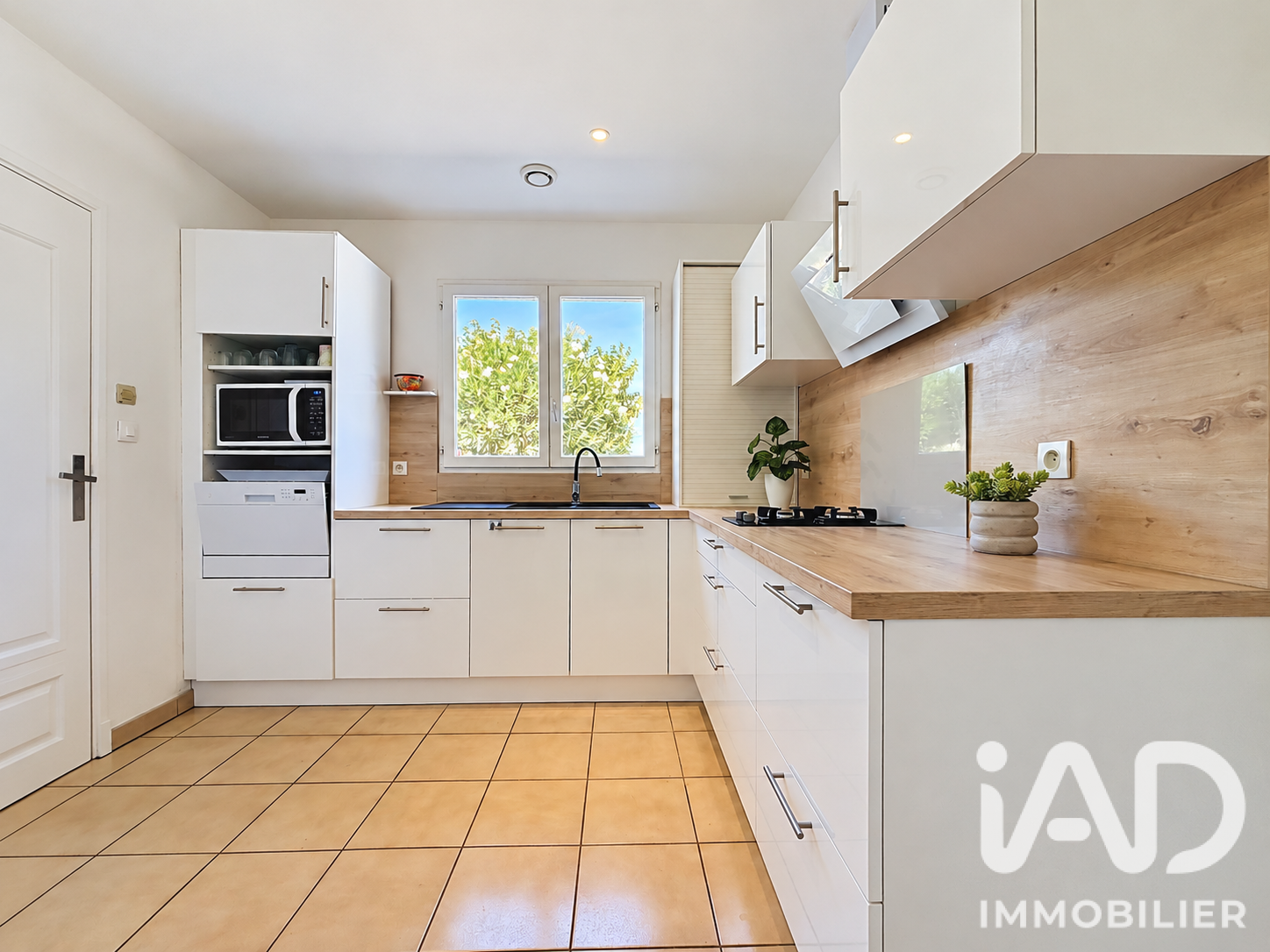 Vente maison à Marseillette (11800) : maison traditionnelle 6 pièces 130 m² - 2103687 — 10