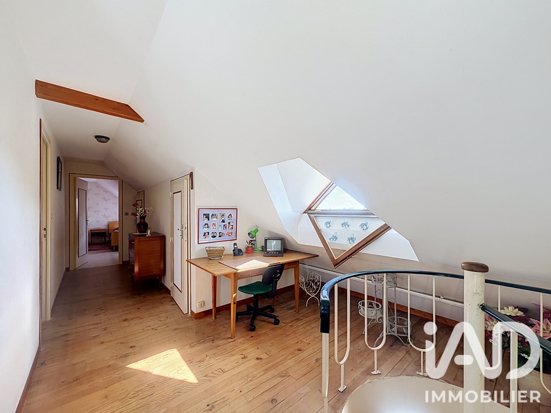 Vente maison à Vouillé (86190) : maison 7 pièces 169 m² - 2110847 — 12