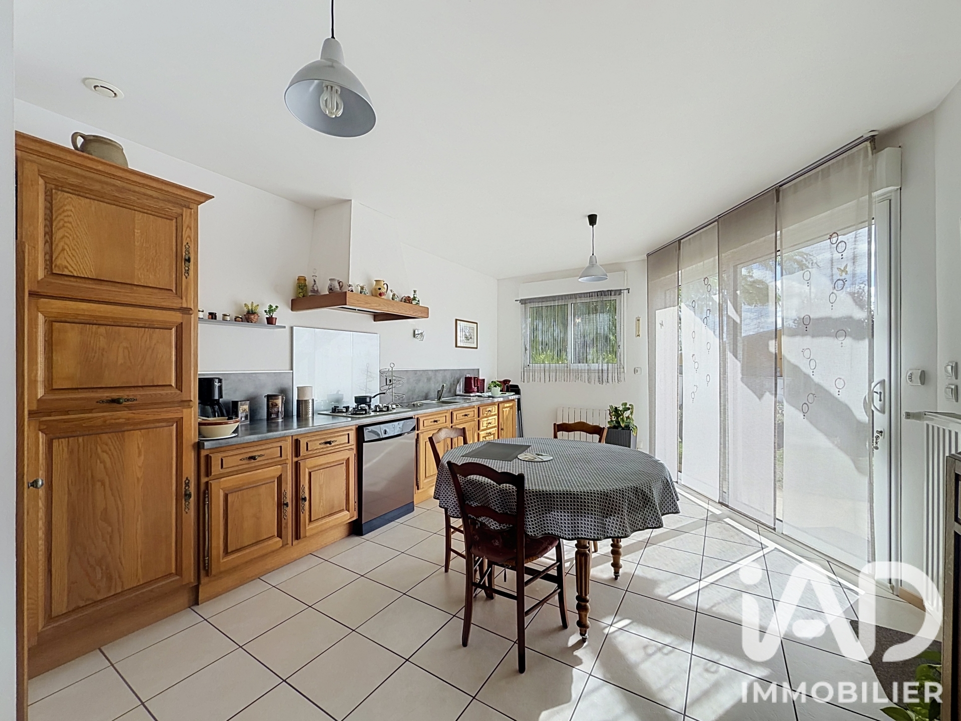 Vente maison à Vouillé (86190) : maison 7 pièces 169 m² - 2110847 — 6