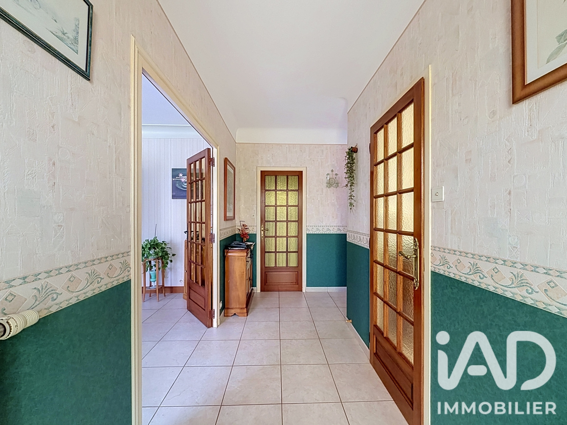 Vente maison à Vouillé (86190) : maison 7 pièces 169 m² - 2110847 — 22