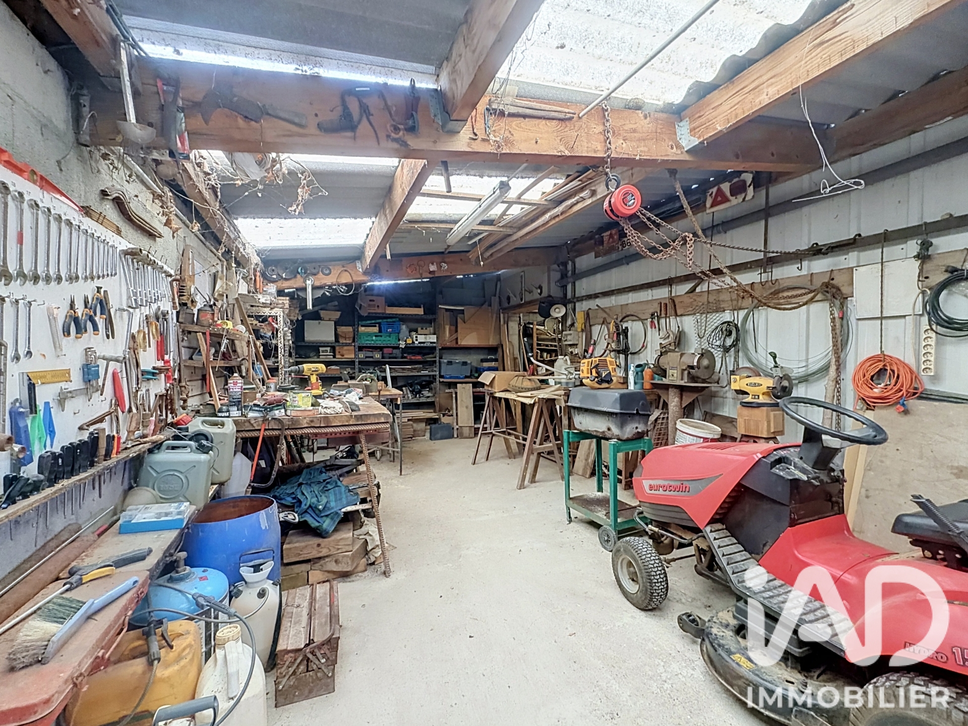 Vente maison à Vouillé (86190) : maison 7 pièces 169 m² - 2110847 — 19