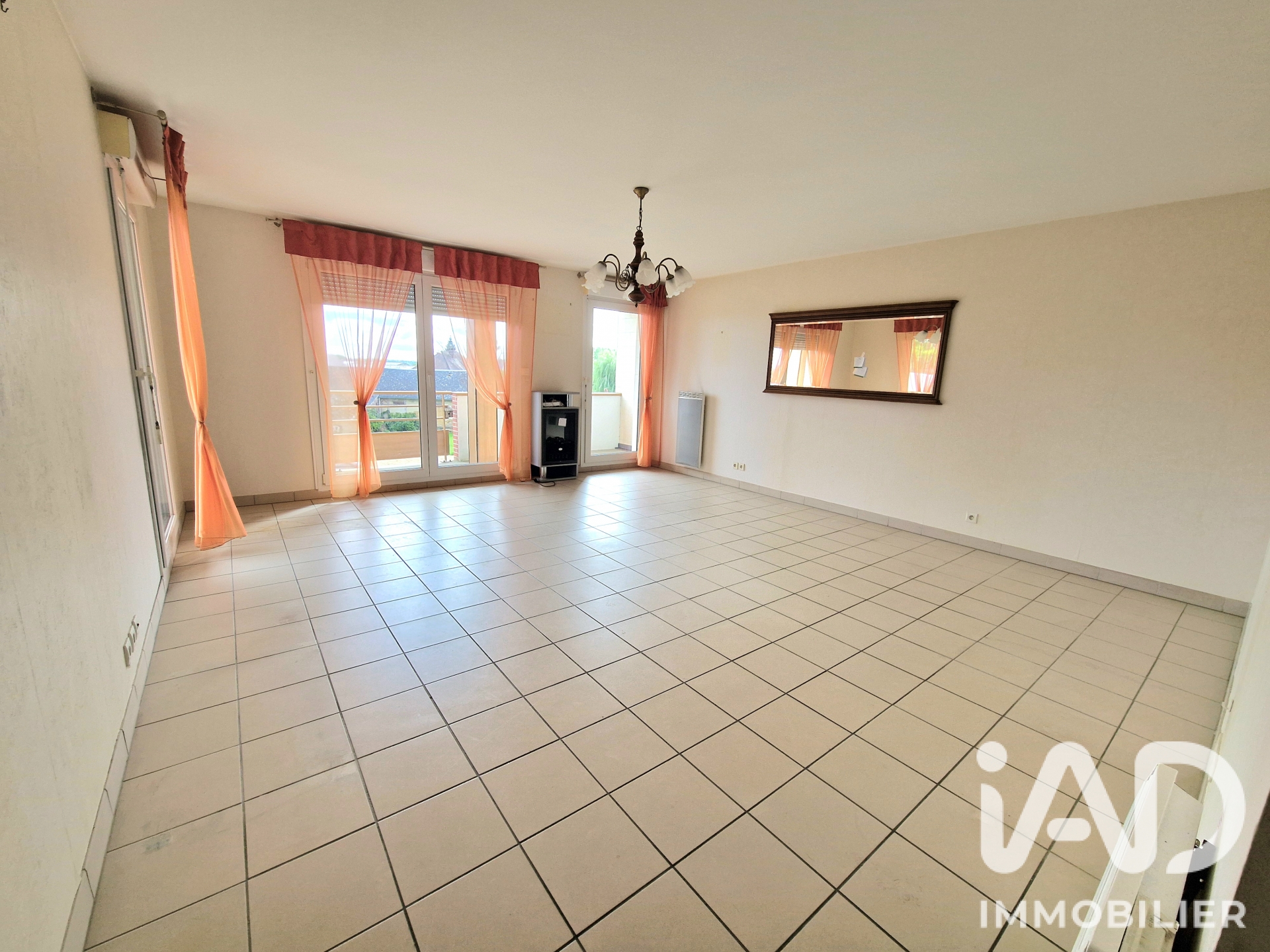 Appartement à vendre à Forges-les-Eaux — 188 000 € — IAD France