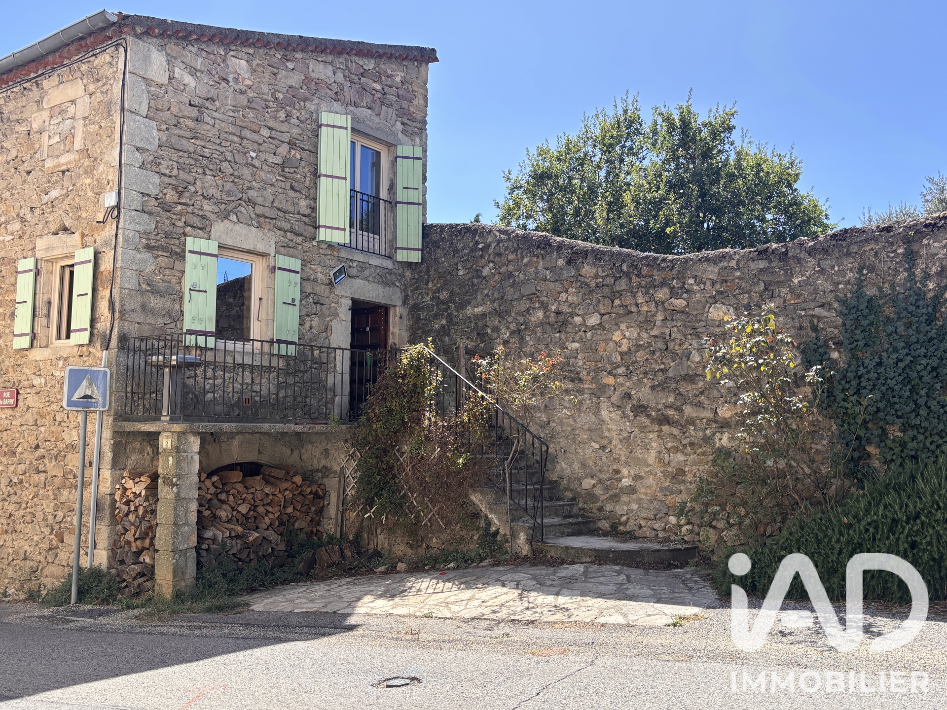Maison à vendre à Lachapelle-sous-Aubenas — 125 000 € — IAD France