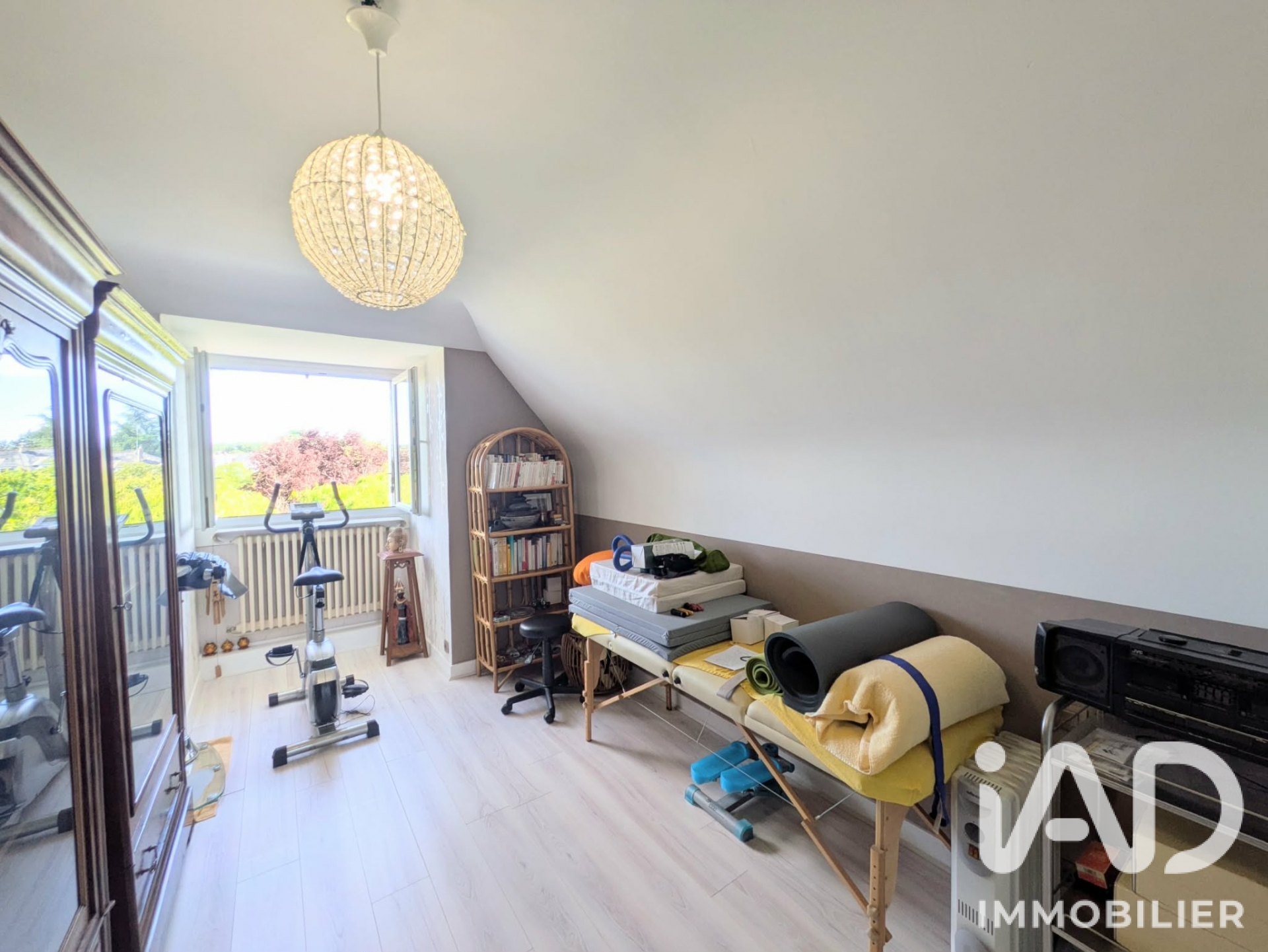 Vente maison à Chambray-lès-Tours (37170) : maison traditionnelle 6 pièces 185 m² - 2083936 — 11