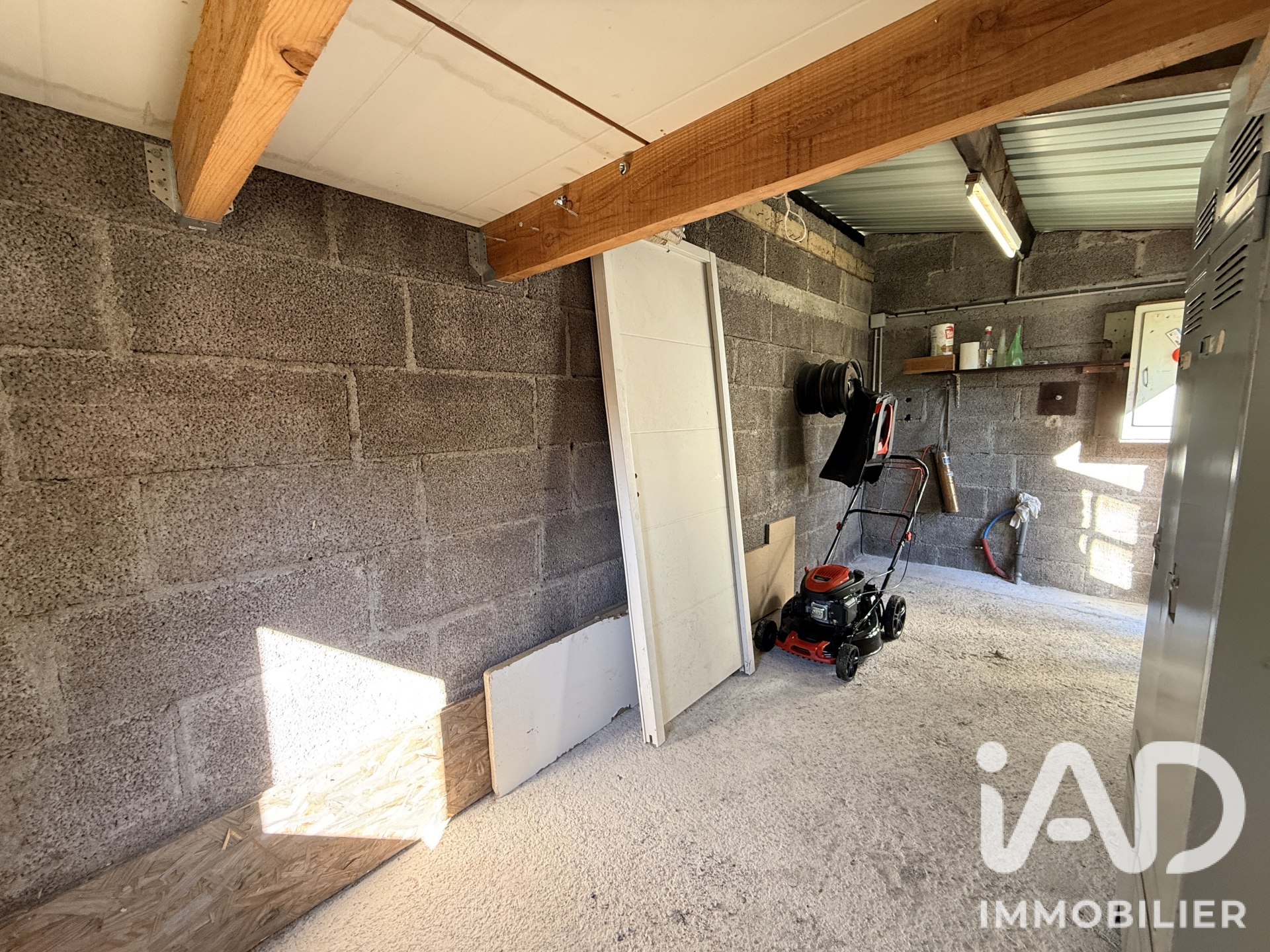 Vente maison à Ussel (19200) : maison de ville 3 pièces 67 m² - 2109509 — 11