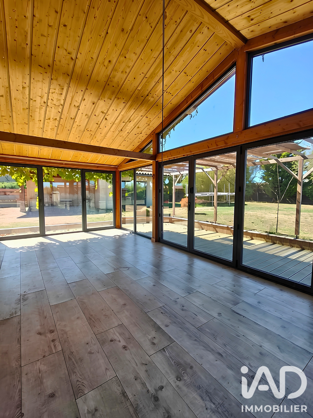 Vente maison à Saint-Germain-Laval (42260) : maison de campagne 7 pièces 191 m² - 2106531 — 16