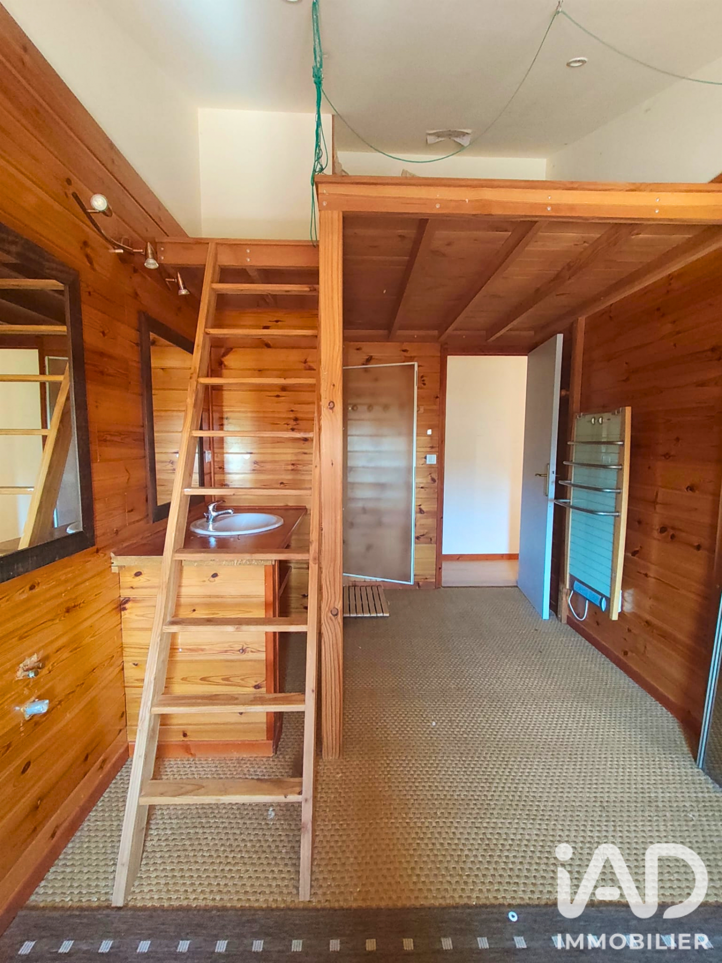Vente maison à Saint-Germain-Laval (42260) : maison de campagne 7 pièces 191 m² - 2106531 — 25