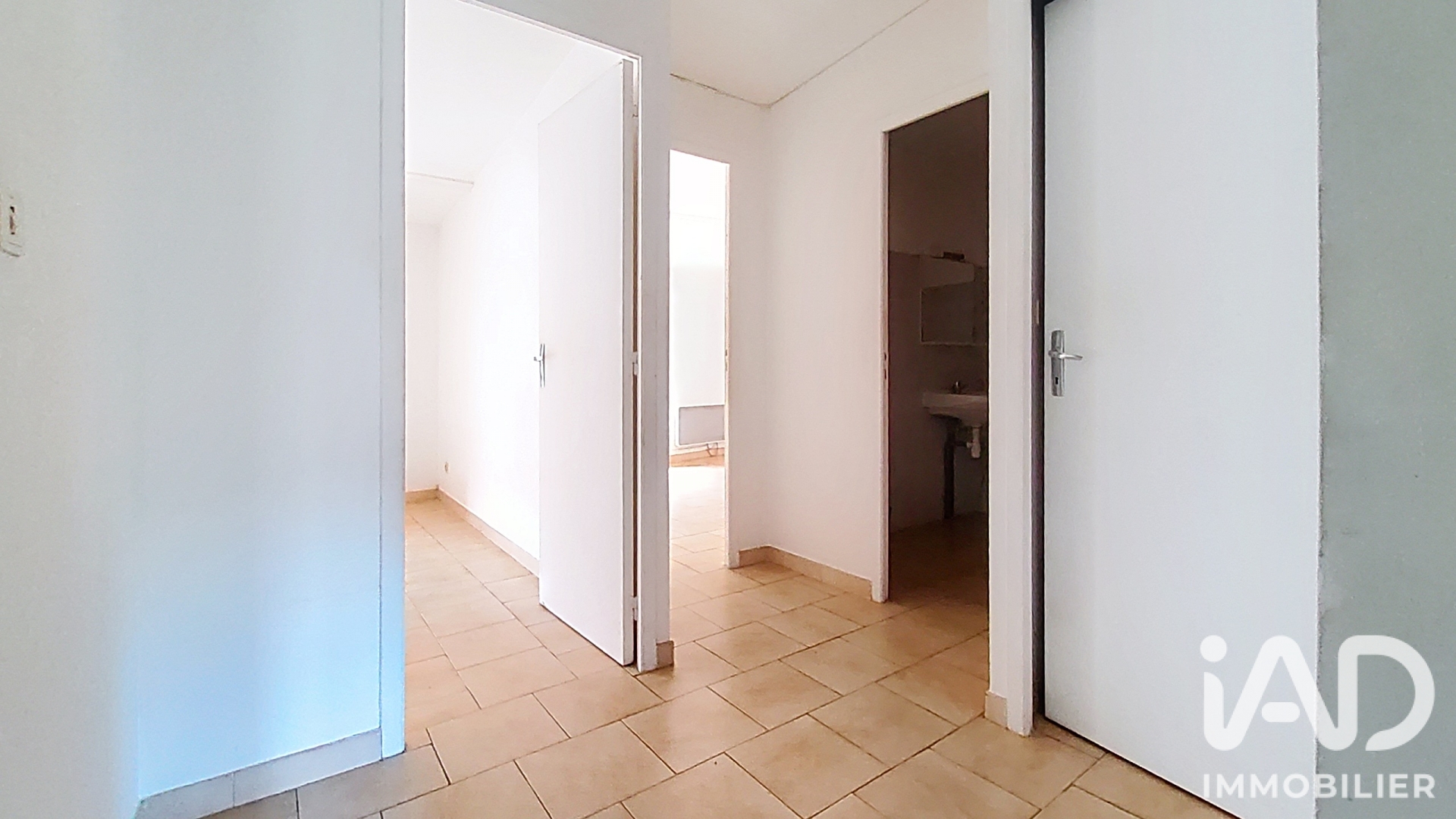 Vente maison à Rodilhan (30230) : maison de village 5 pièces 88 m² - 2106571 — 8