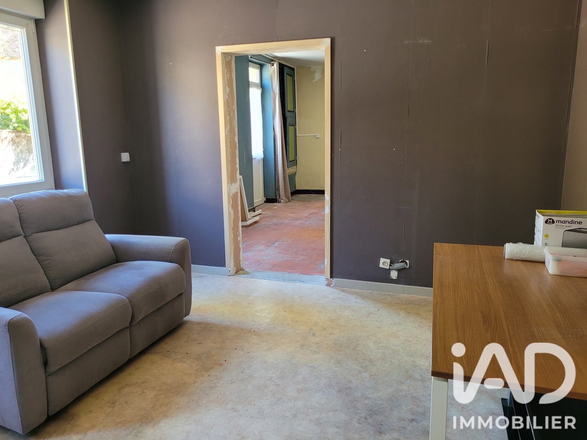Vente maison à Issy-l'Évêque (71760) : maison de village 2 pièces 76 m² - 2105263 — 24