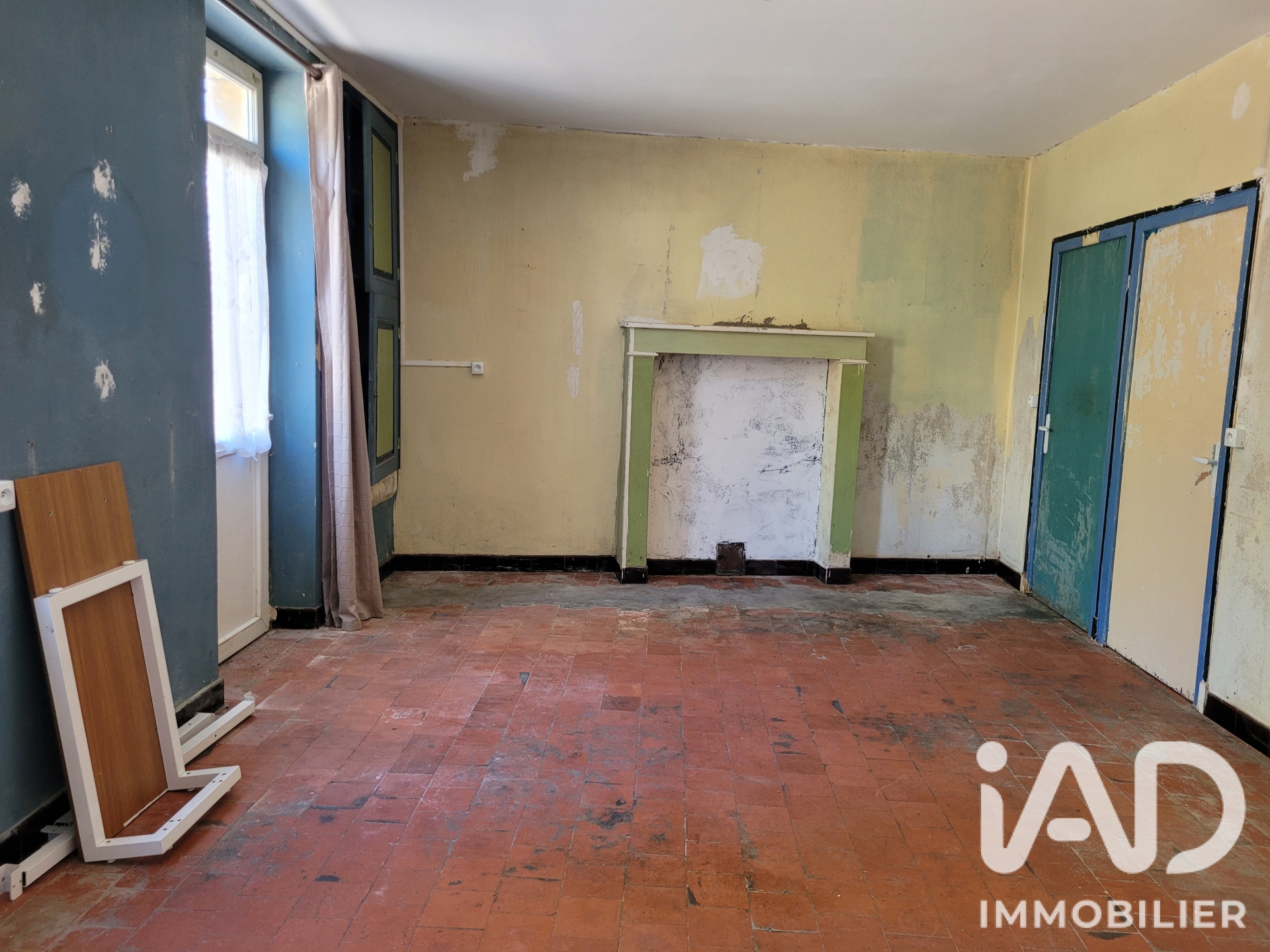 Vente maison à Issy-l'Évêque (71760) : maison de village 2 pièces 76 m² - 2105263 — 23