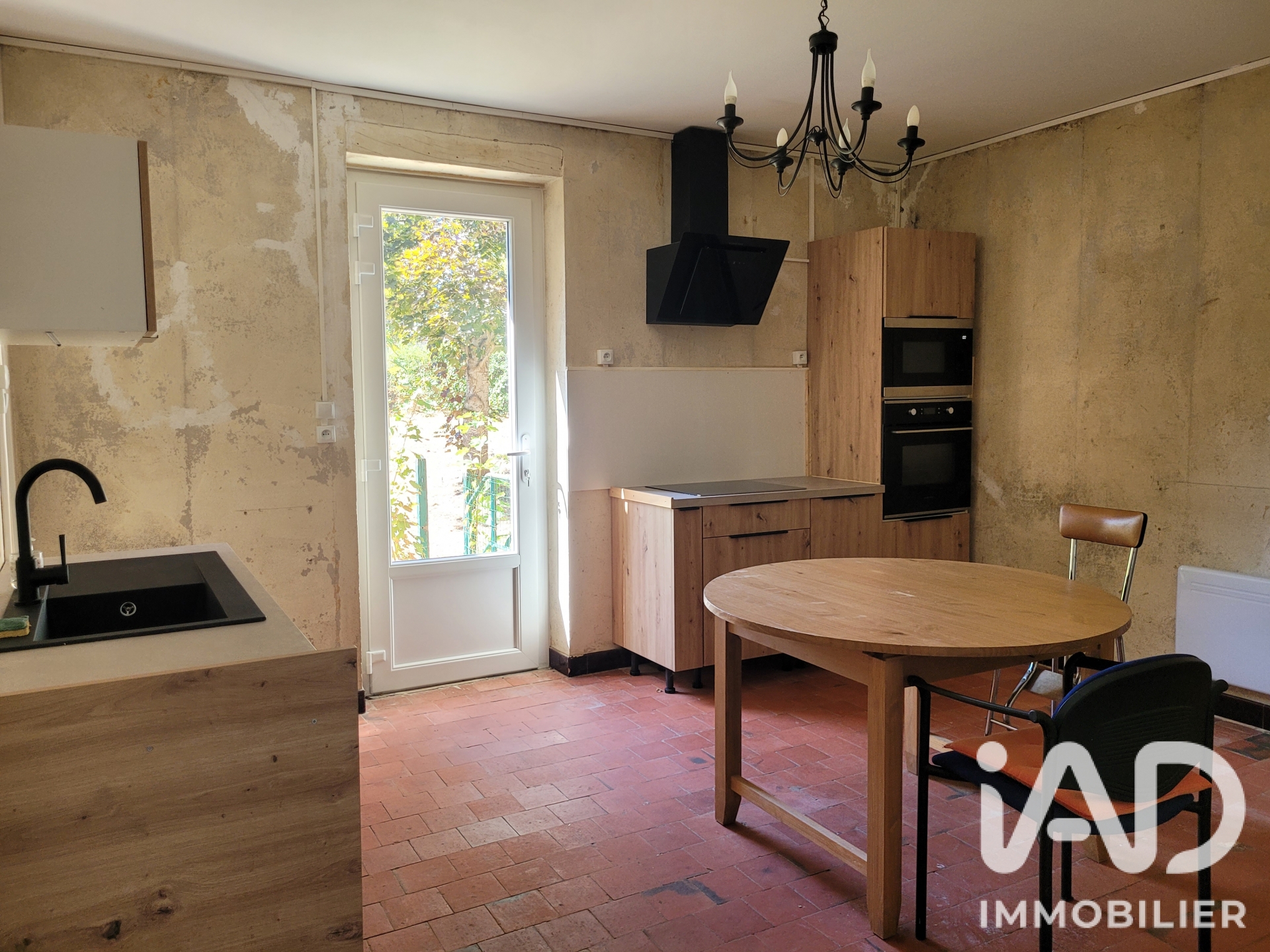 Vente maison à Issy-l'Évêque (71760) : maison de village 2 pièces 76 m² - 2105263 — 18