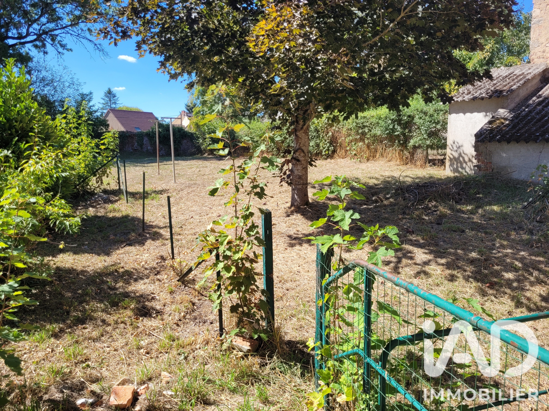 Vente maison à Issy-l'Évêque (71760) : maison de village 2 pièces 76 m² - 2105263 — 15