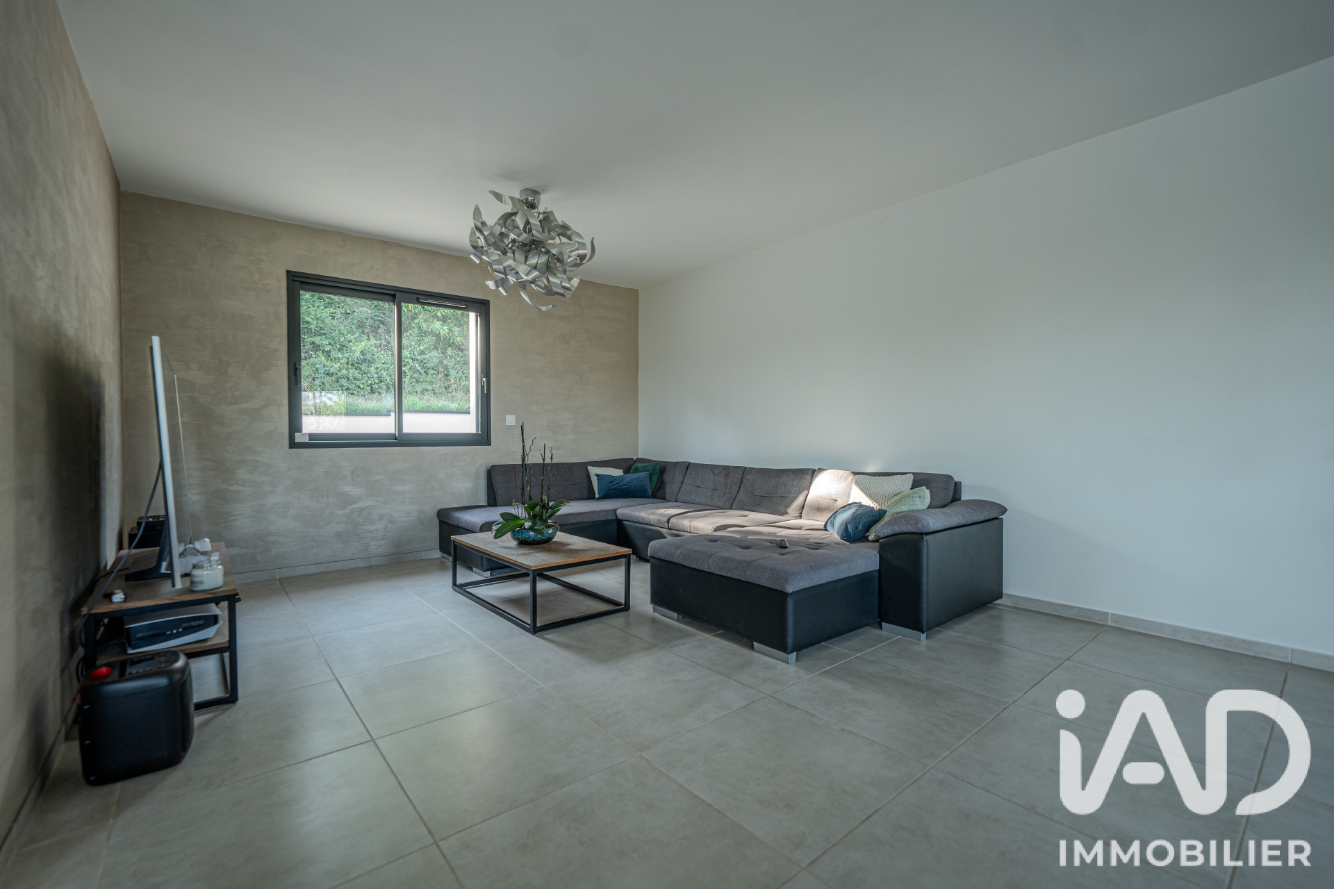 Vente maison à Vesseaux (07200) : maison traditionnelle 4 pièces 120 m² - 2109852 — 8