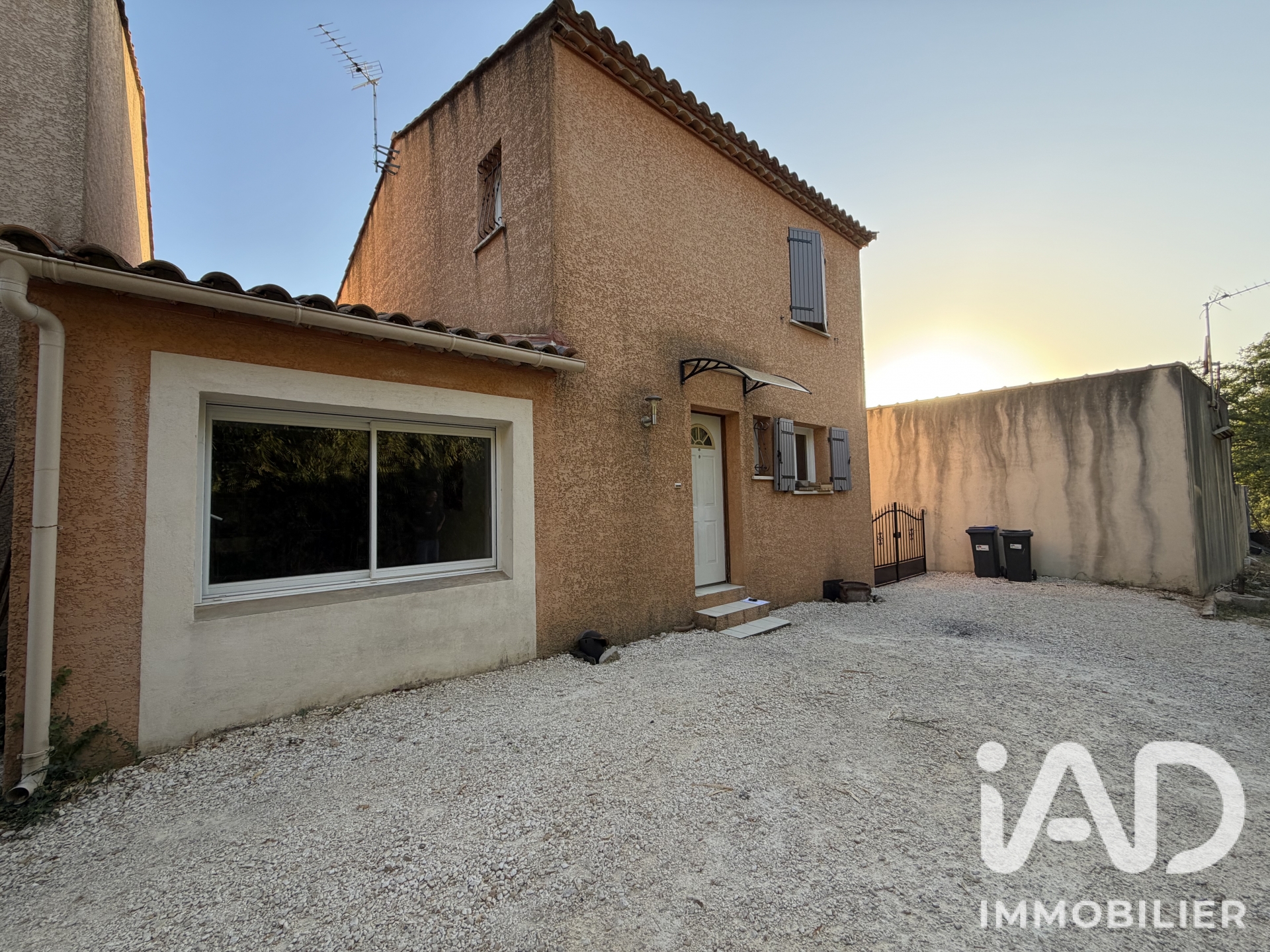 Maison à vendre à Saint-Mamert-du-Gard — 249 000 € — IAD France