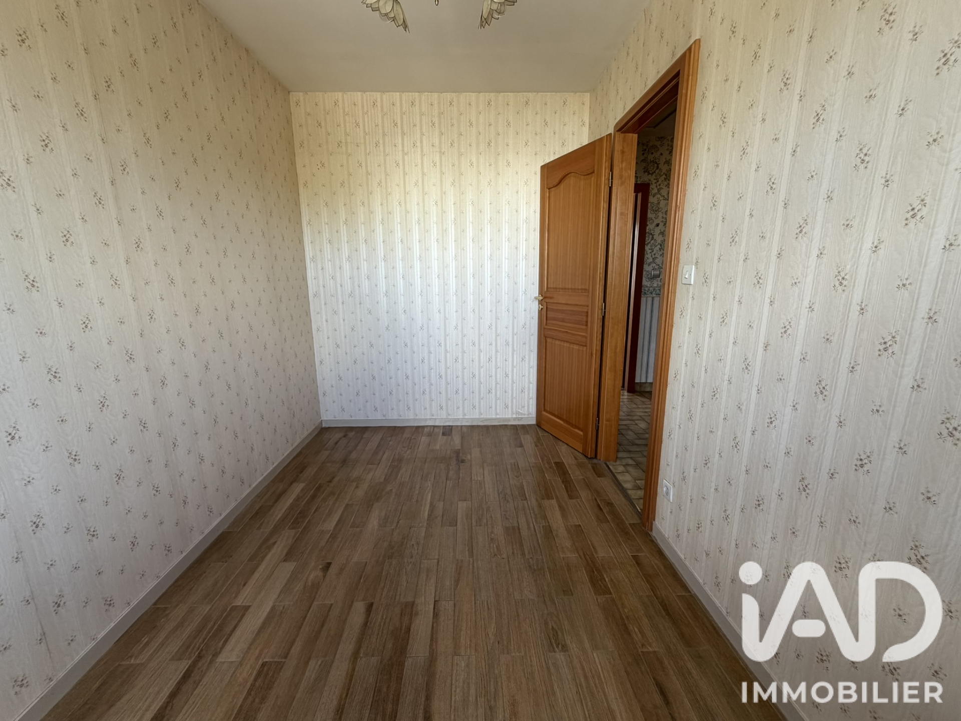 Vente maison à Meung-sur-Loire (45130) : maison traditionnelle 4 pièces 87 m² - 2107353 — 18