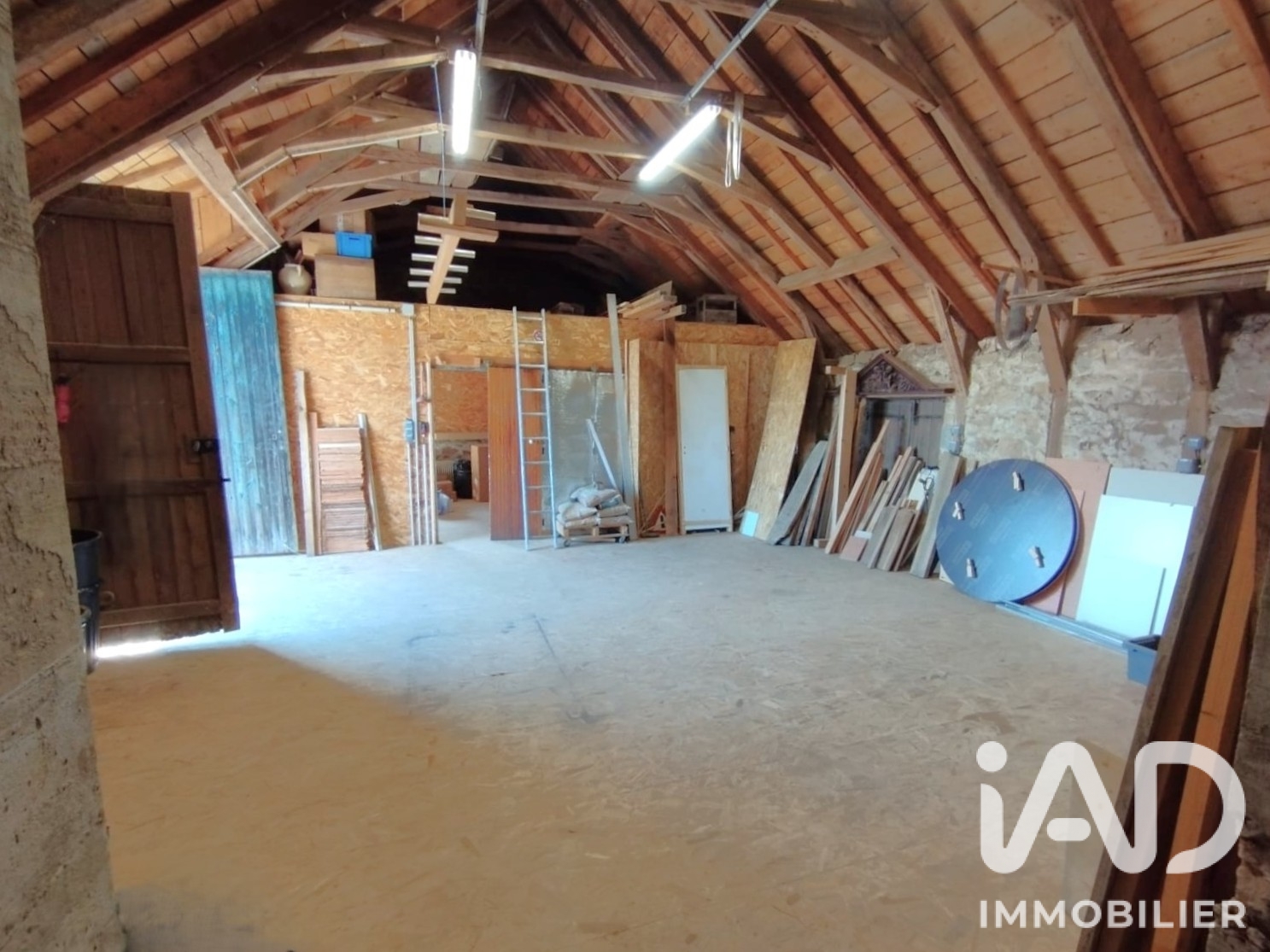 Vente maison à Neuvic (19160) : atelier 3 pièces 307 m² - 2109480 — 8