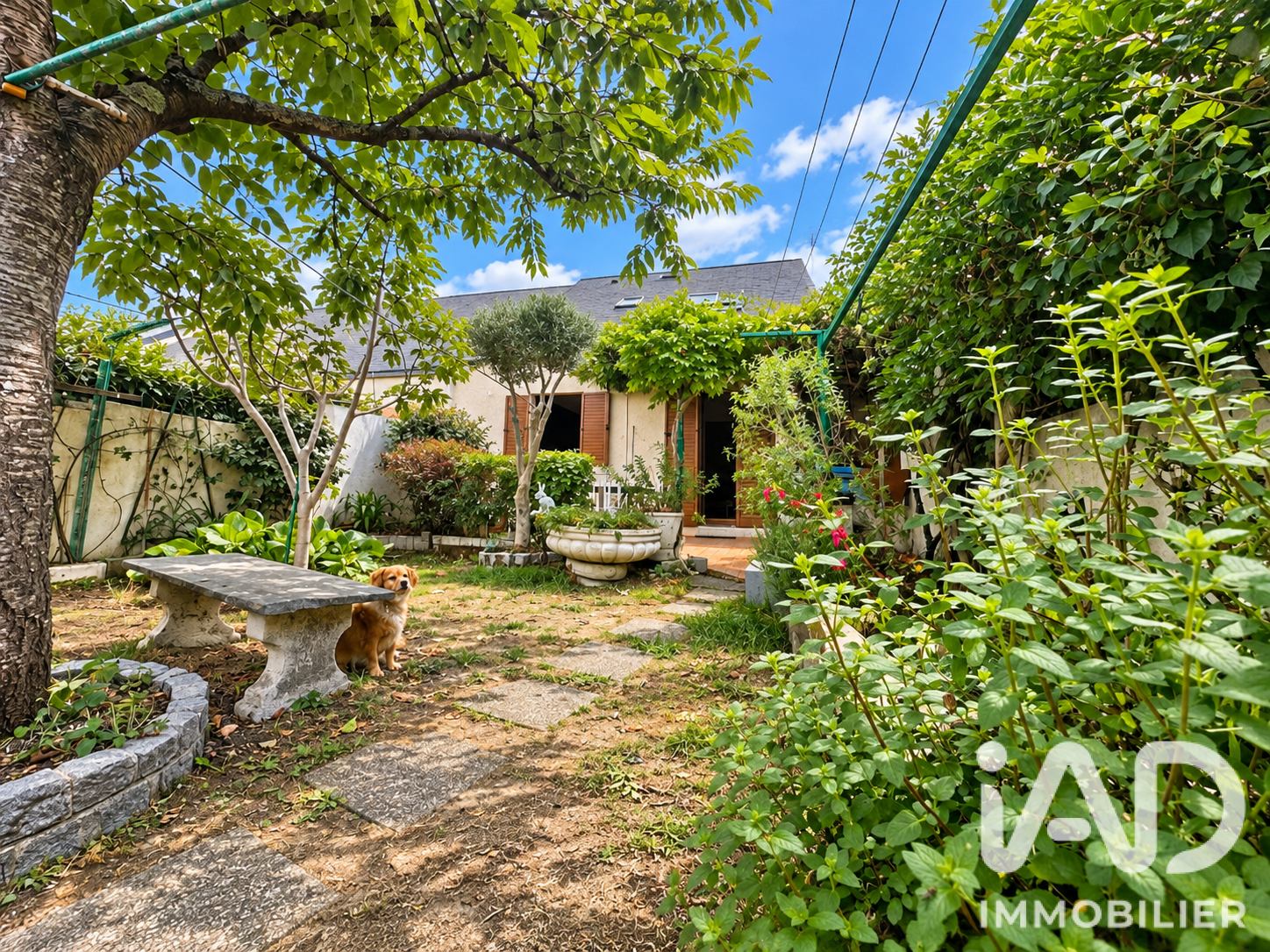 Maison à vendre à Nantes — 279 000 € — IAD France