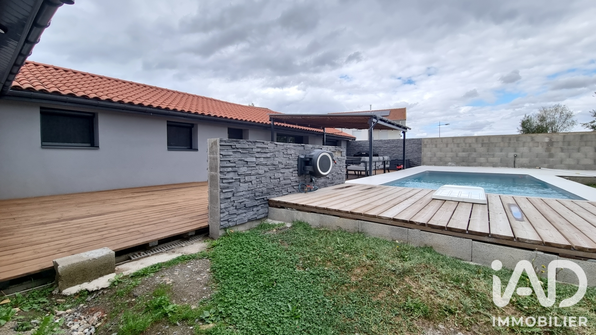 Vente maison à Saint-Romain-le-Puy (42610) : maison 5 pièces 110 m² - 2109927 — 4