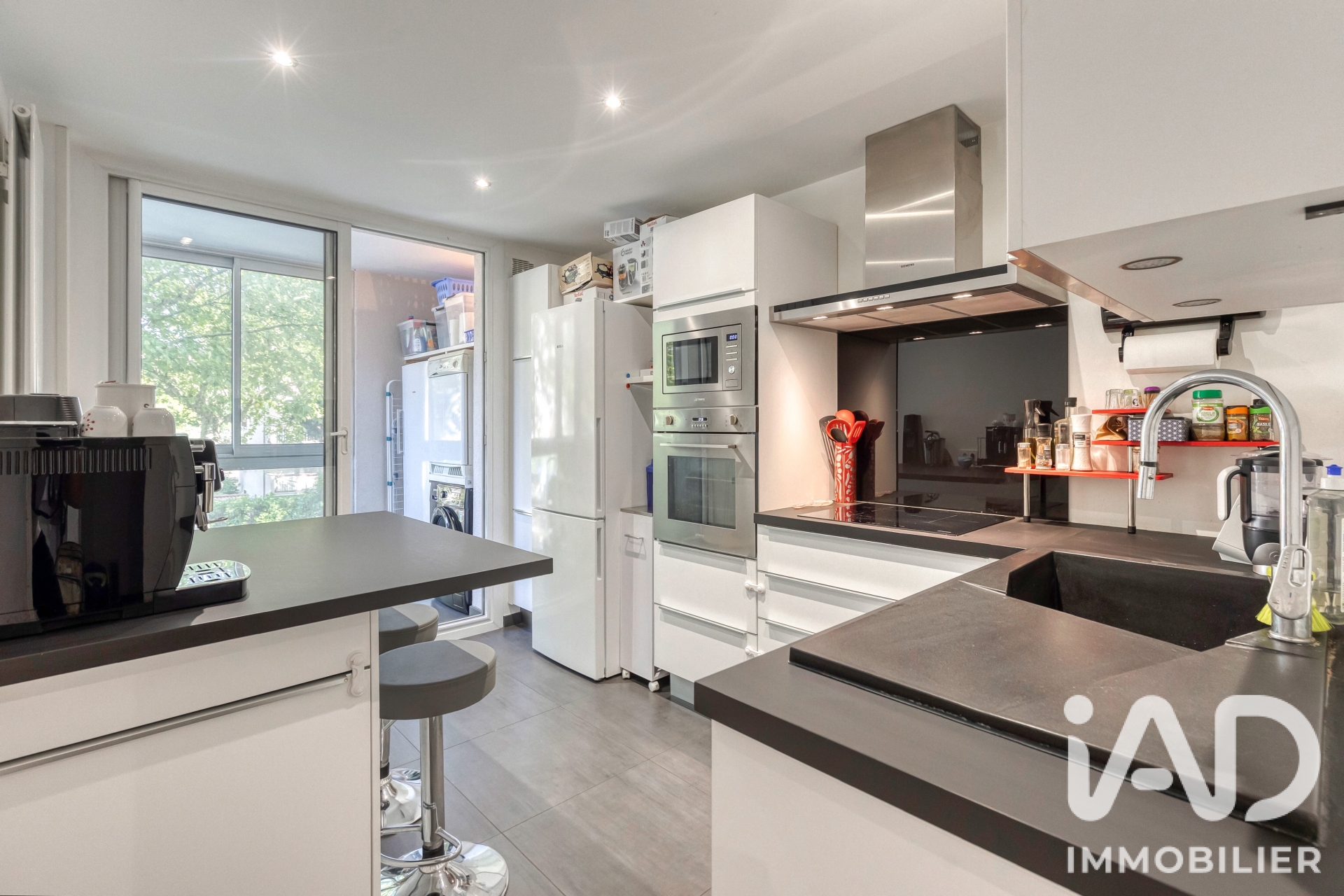 Appartement à vendre à Fontaine — 150 000 € — IAD France