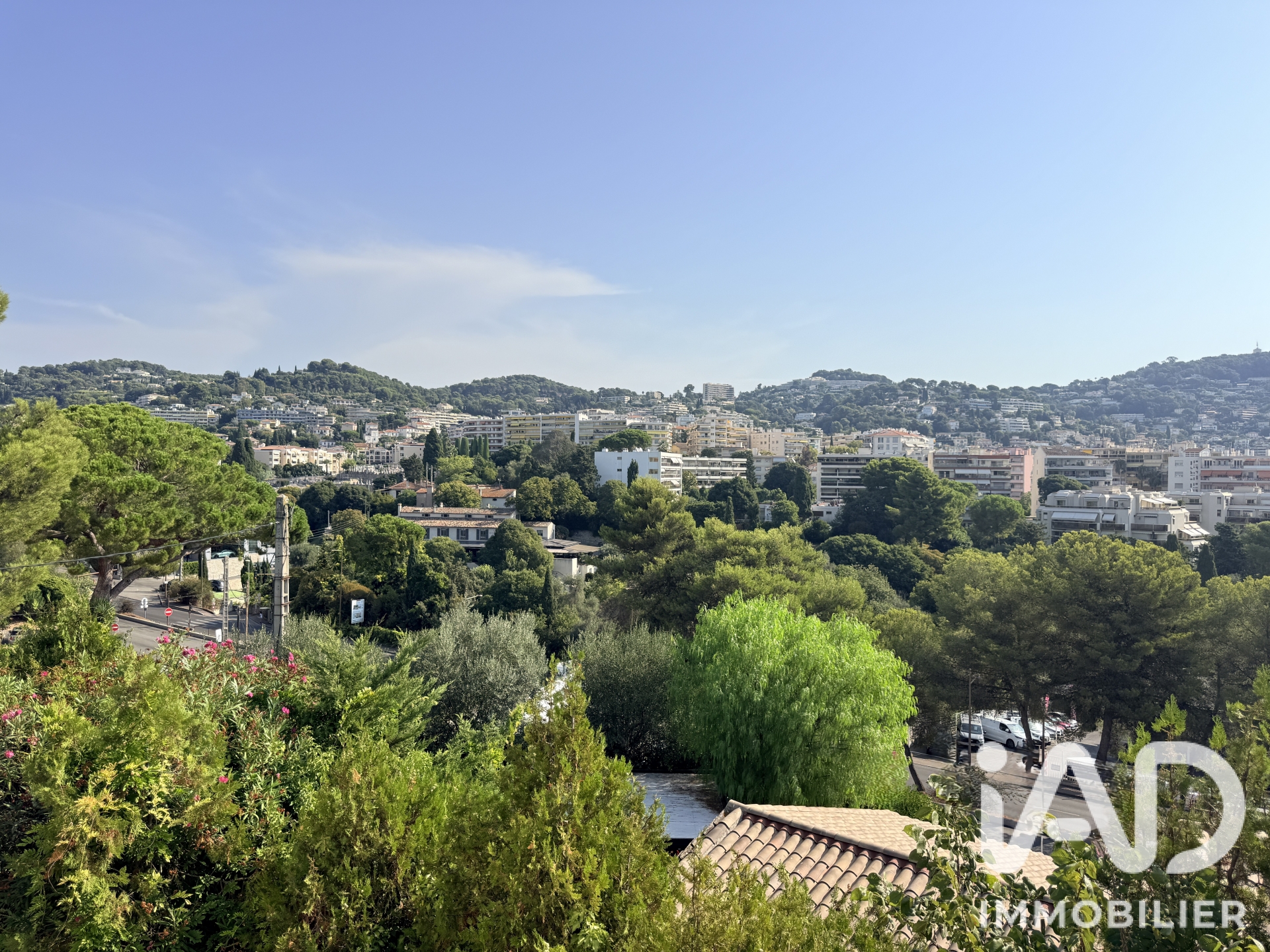 Vente appartement à Le Cannet (06110) : appartement 4 pièces 100 m² - 2110398 — 28