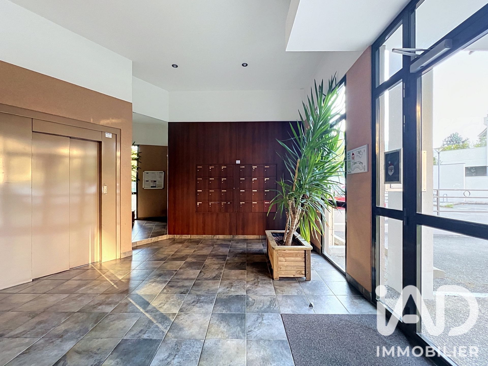 Vente appartement à Seyssinet-Pariset (38170) : appartement 3 pièces 81 m² - 2106320 — 14