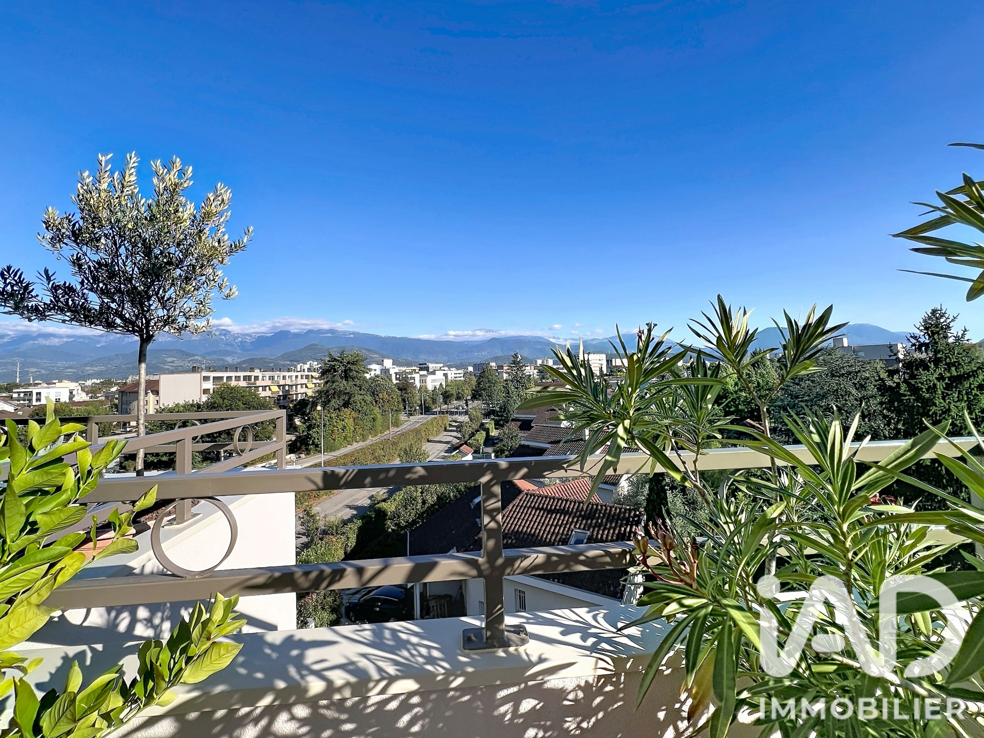 Vente appartement à Seyssinet-Pariset (38170) : appartement 3 pièces 81 m² - 2106320 — 17