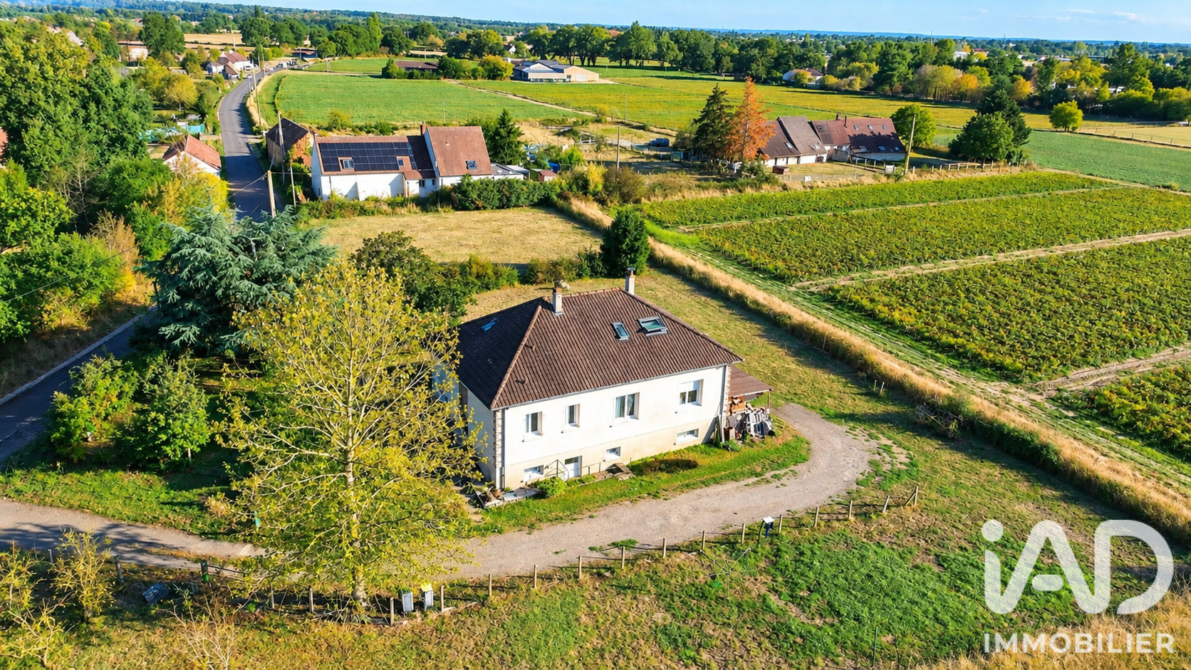 Maison à vendre à Allonnes — 286 000 € — IAD France