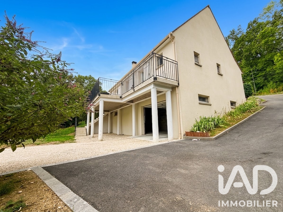 Maison à vendre à Lesches — 415 000 € — IAD France