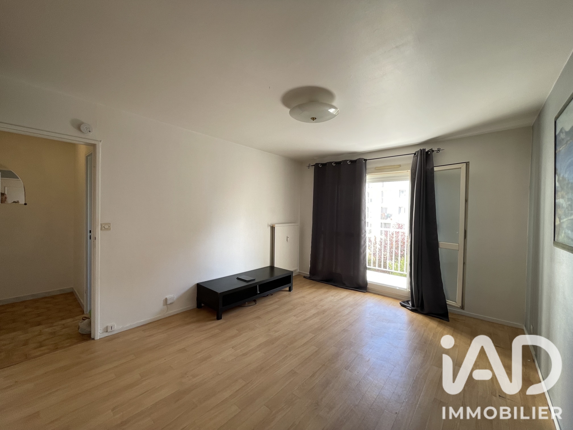 Appartement à vendre à Thiais — 148 000 € — IAD France