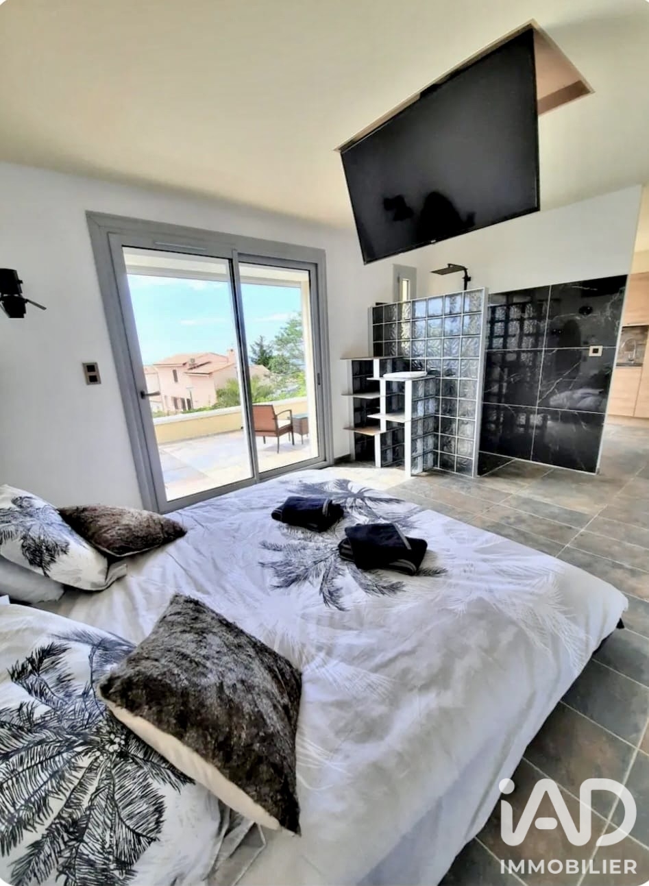 Vente appartement à Cassis (13260) : studio 2 pièces 49 m² - 2110373 — 4