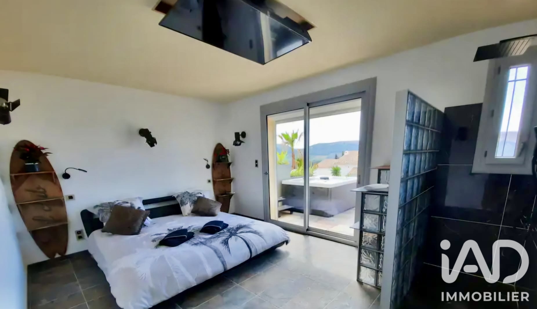 Vente appartement à Cassis (13260) : studio 2 pièces 49 m² - 2110373 — 6