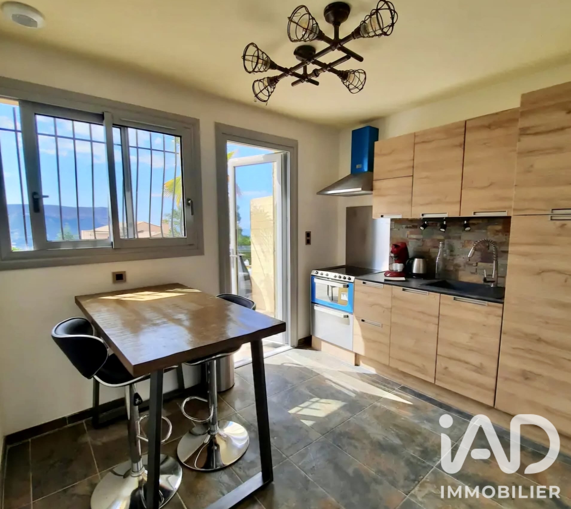 Vente appartement à Cassis (13260) : studio 2 pièces 49 m² - 2110373 — 5