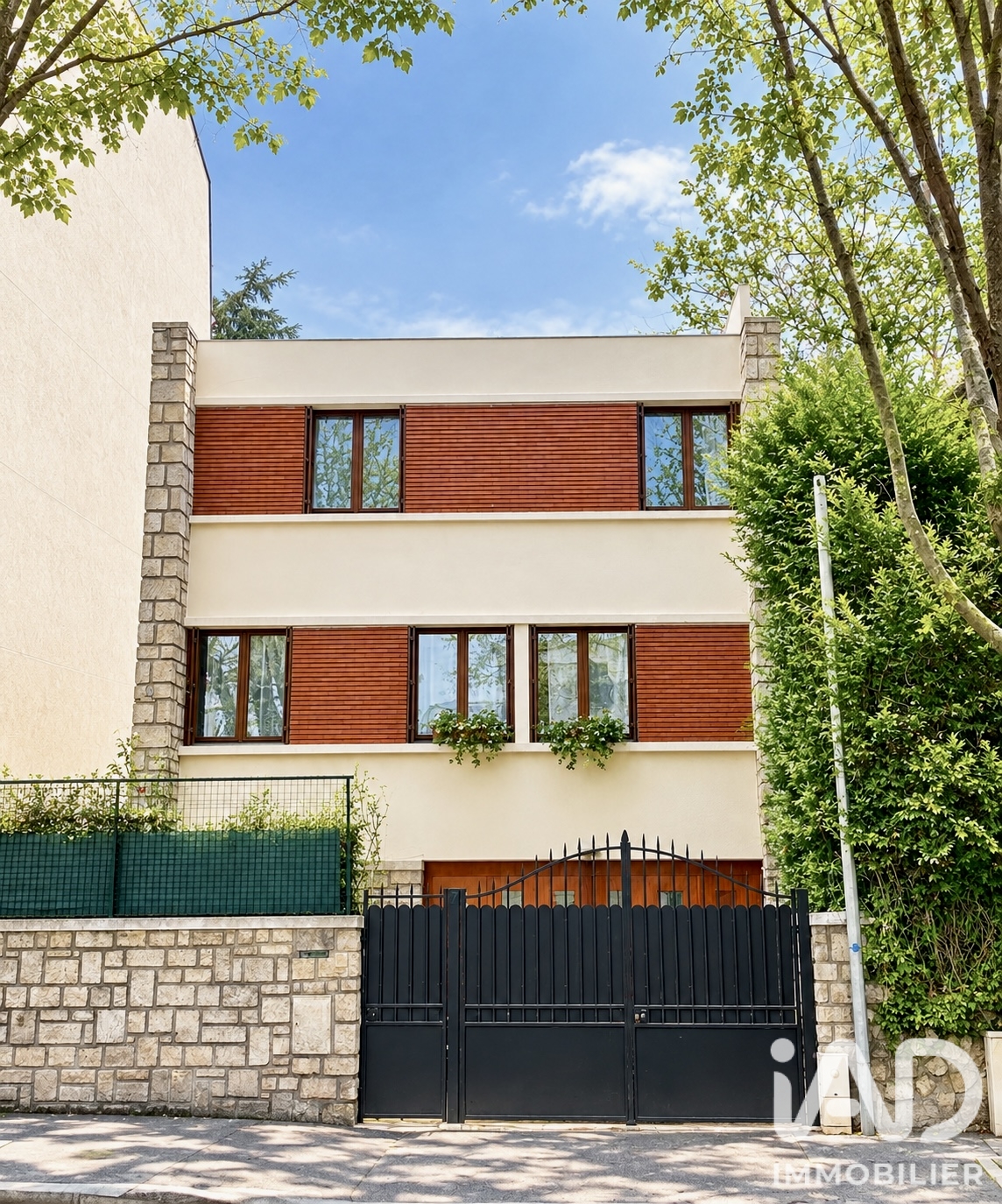 Maison à vendre à Châtillon — 685 000 € — IAD France