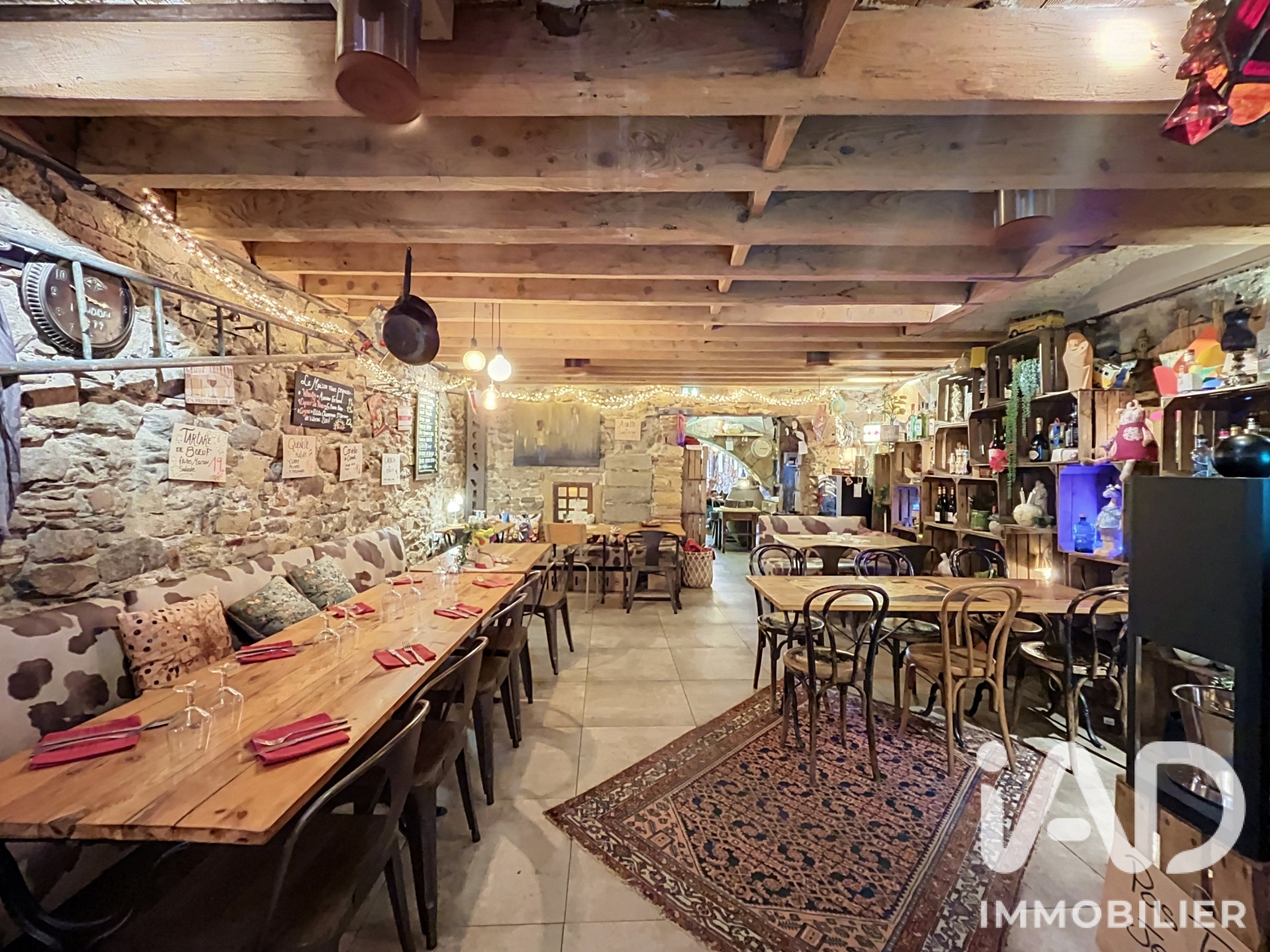 Commerce à vendre à Lyon — 433 600 € — IAD France