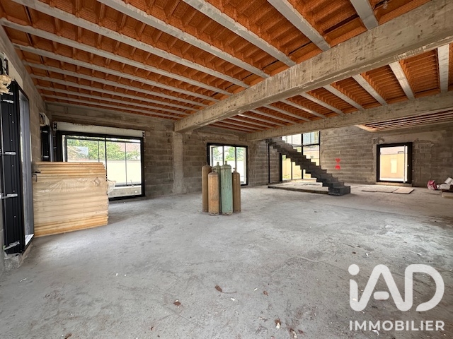 Vente maison à Mions (69780) : maison 7 pièces 330 m² - 2109712 — 4