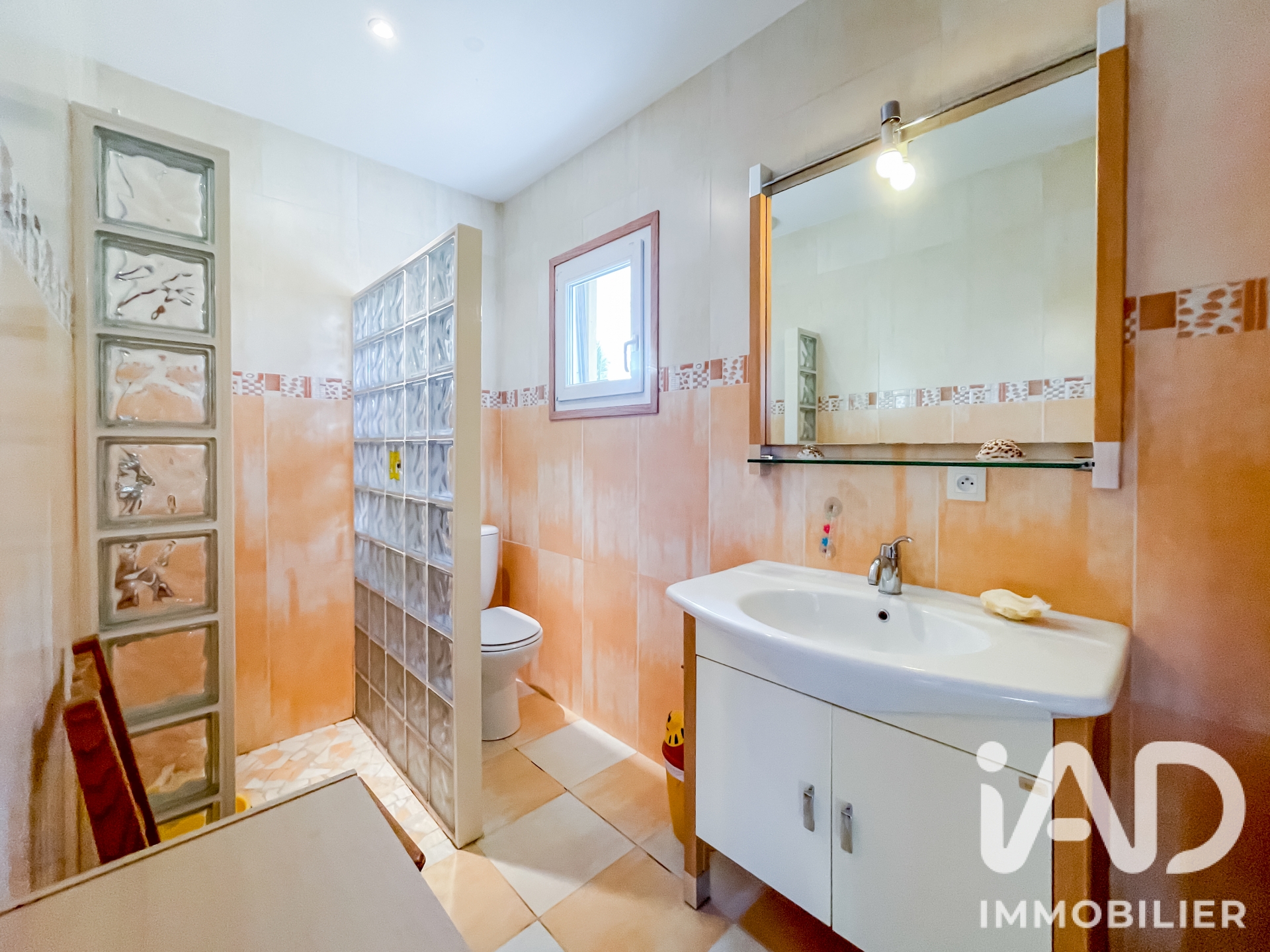 Vente maison à Charron (17230) : maison 6 pièces 151 m² - 2110825 — 17