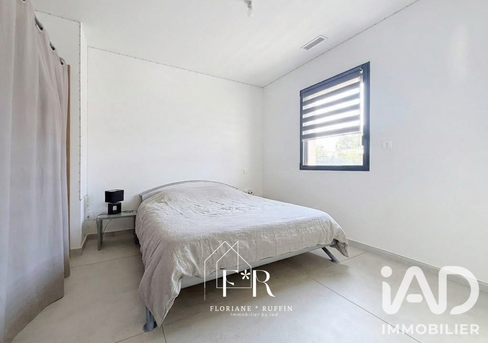 Vente maison à Morières-lès-Avignon (84310) : maison 6 pièces 159 m² - 2106890 — 25
