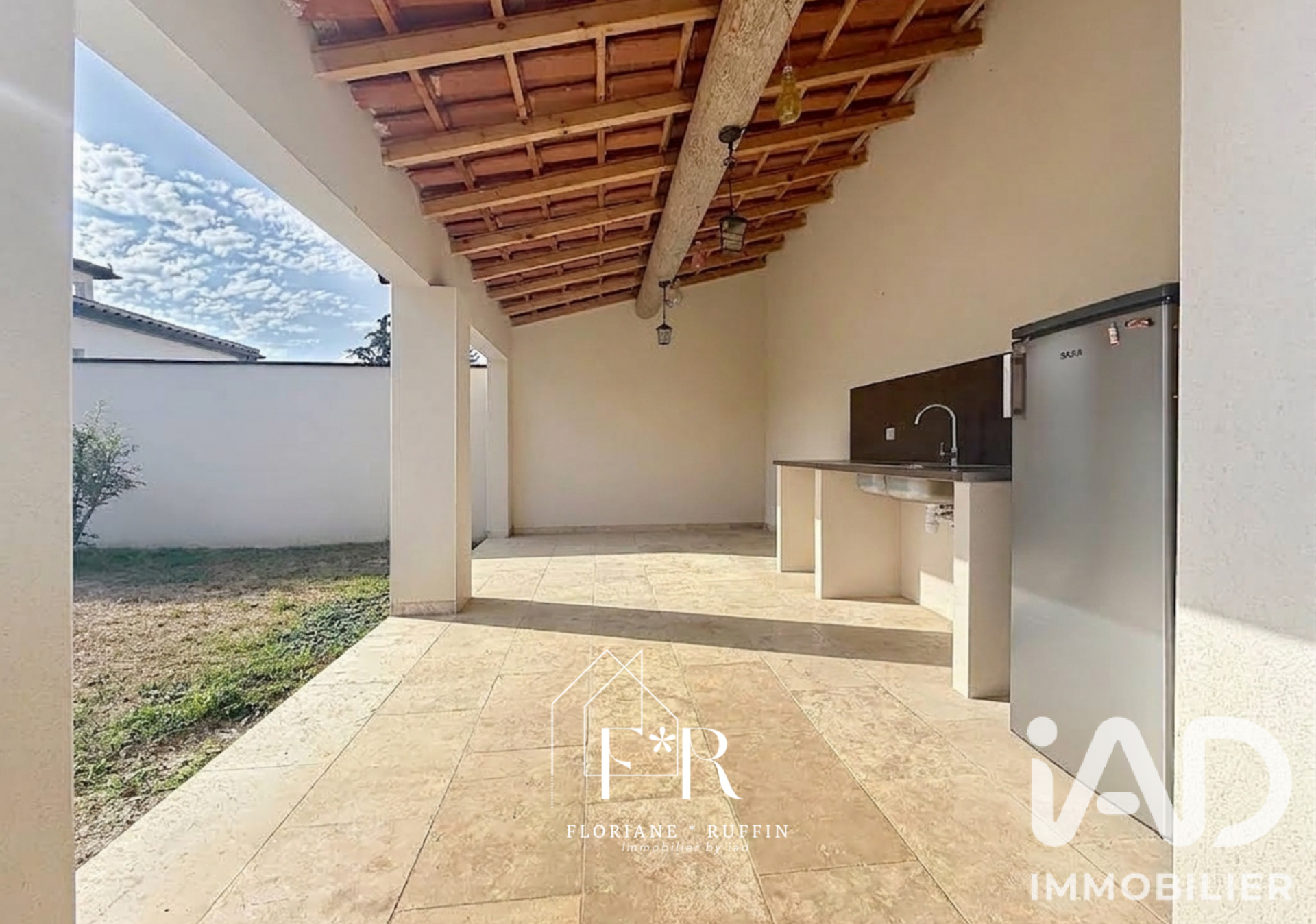 Vente maison à Morières-lès-Avignon (84310) : maison 6 pièces 159 m² - 2106890 — 28