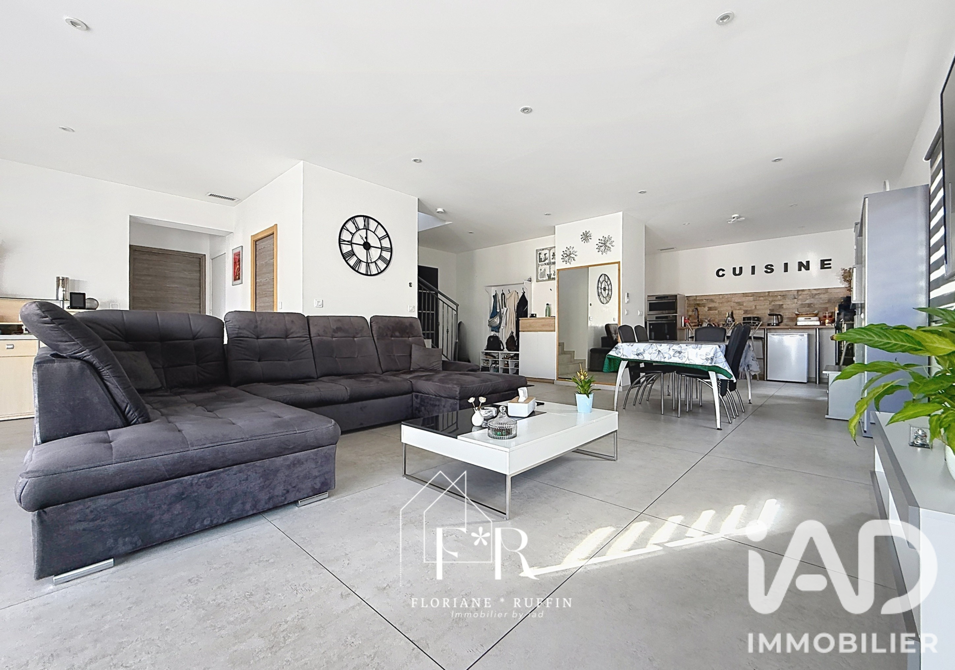 Vente maison à Morières-lès-Avignon (84310) : maison 6 pièces 159 m² - 2106890 — 6